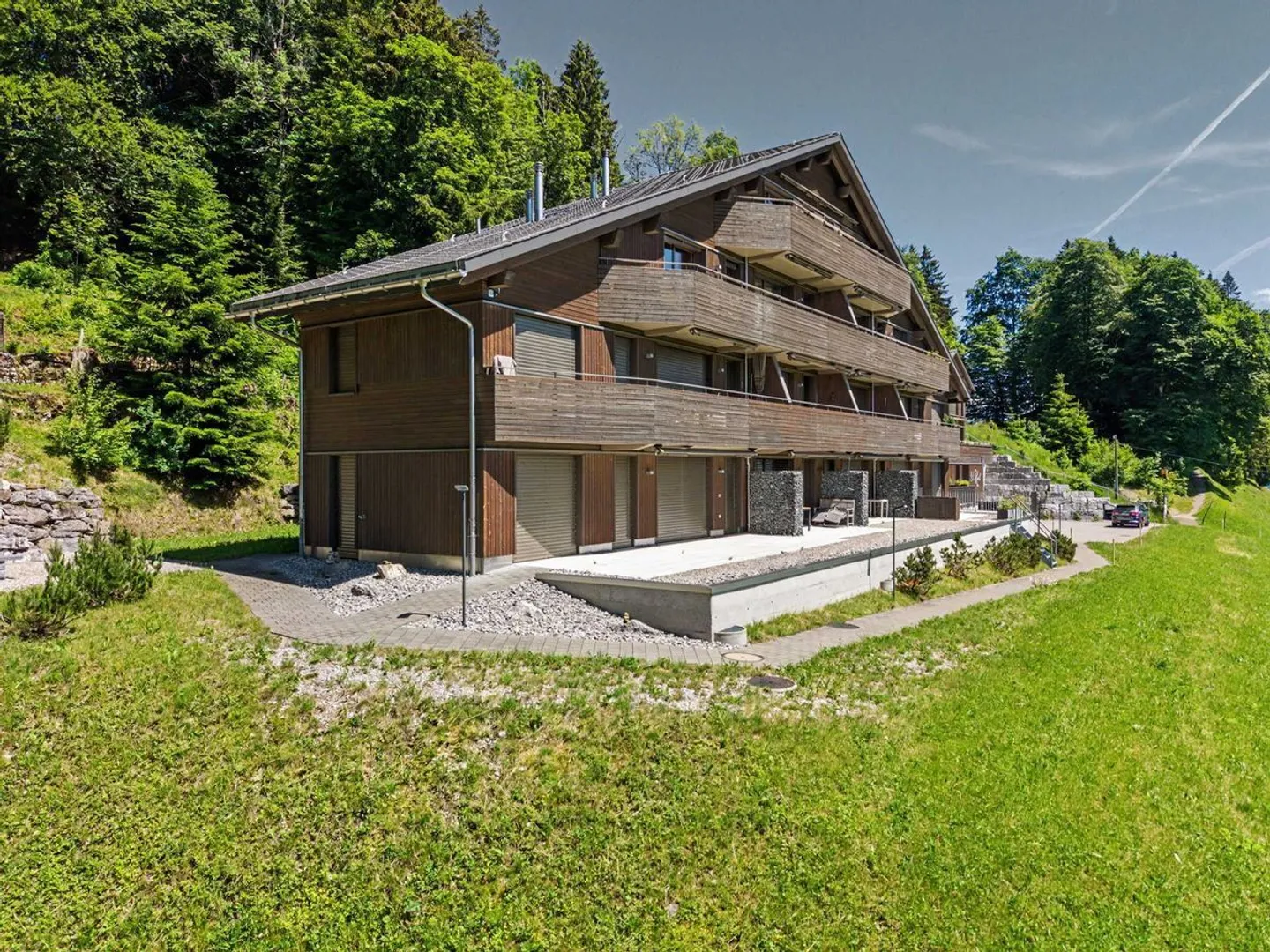 Modernes Apartment mit Bergblick - Foto 3 von 13