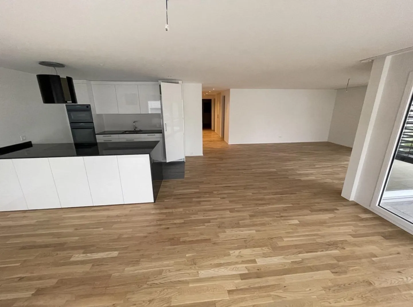 4.5 Room Terrace Apartment - Photo 2 of 9