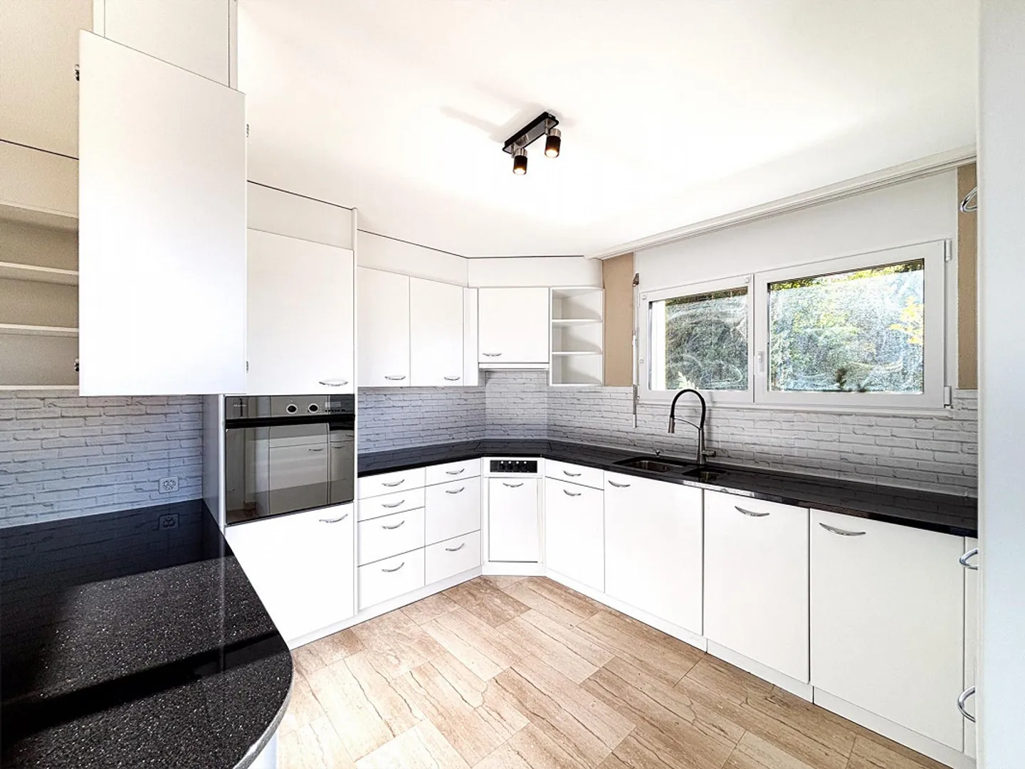 Zuhause, wo Basel den Horizont berührt - Foto 5 von 13