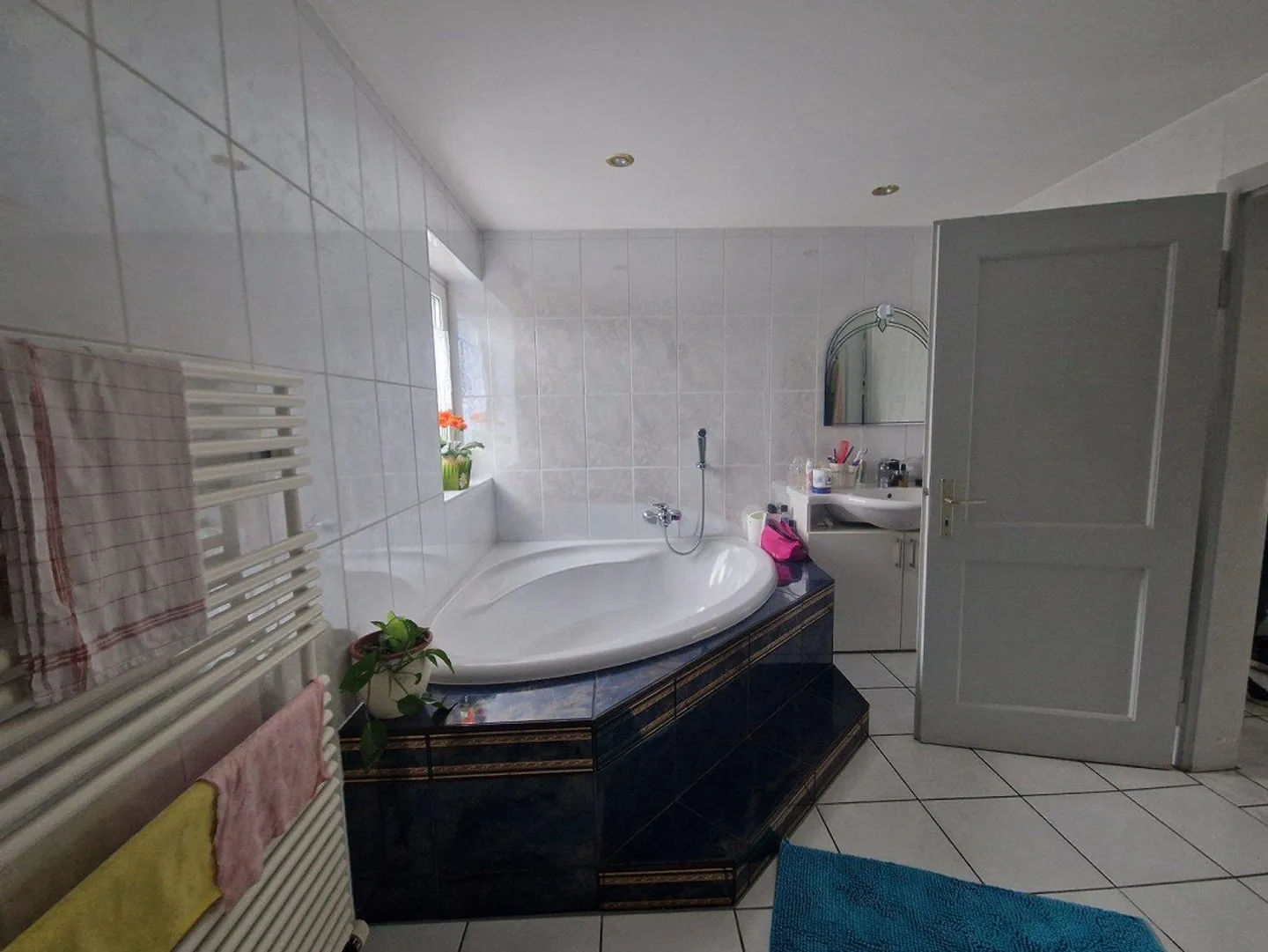 Charmante Wohnung mit Wellness-Oase - Foto 9 von 15