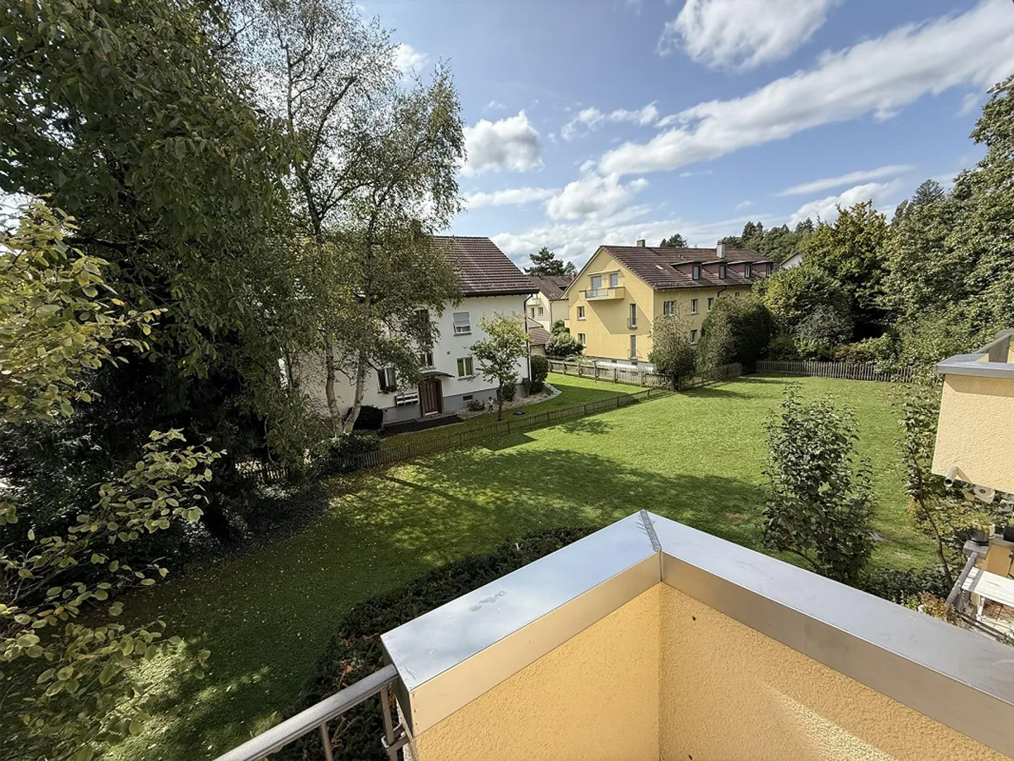 Beautiful 3.5-room apartment (90m2) with balcony in Elfenau - Photo 1 of 19