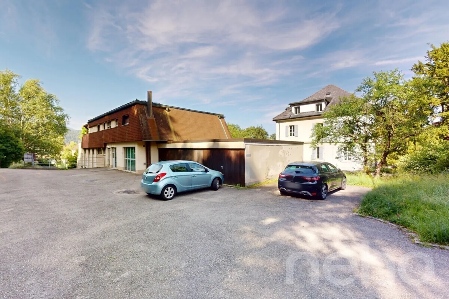 4,5-Zimmer-Wohnung mit Garten, Bergblick und Garage - Foto 3 von 12