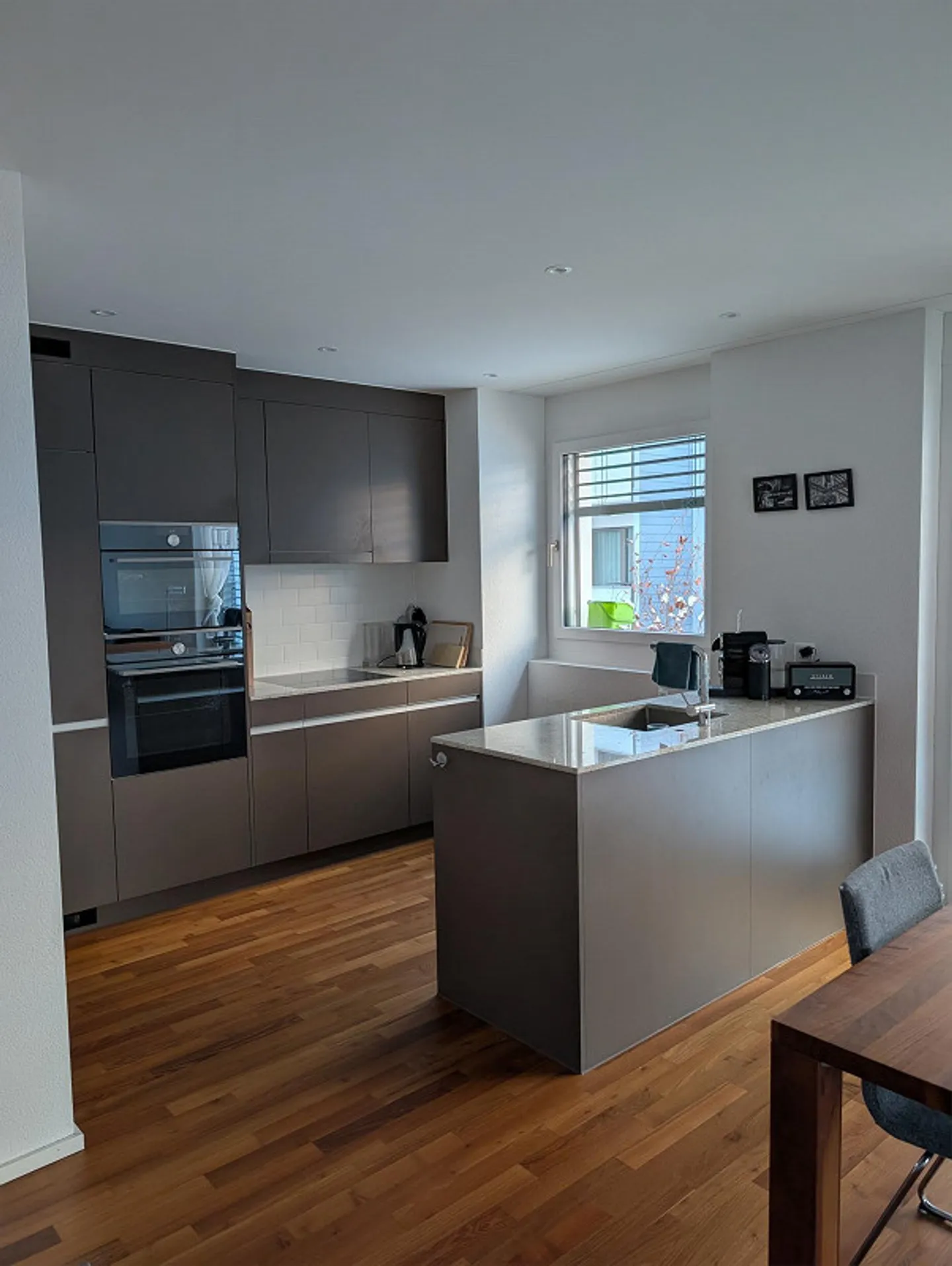 Ankommen in Henau: Hier ist Ihr neues Zuhause im 1. OG - Foto 2 von 5