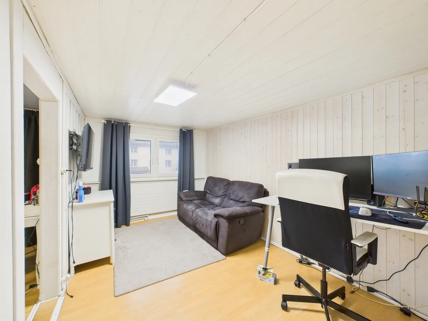 Charmante maison de ville de 5,5 pièces avec beaucoup d'espace pour la famille - Photo 7 sur 12