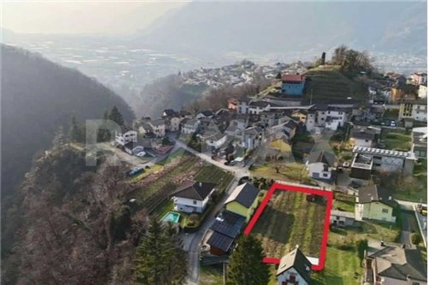 Terrain constructible plat dans une position stratégique à Pianezzo (Bellinzone) - Photo 4 sur 13