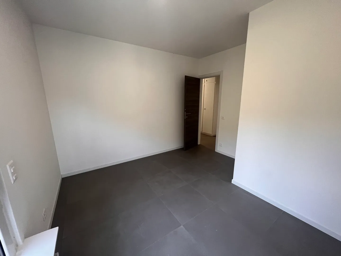 Mietwohnung 5.5 Zimmer in neu renoviertem Gebäude - Foto 10 von 18