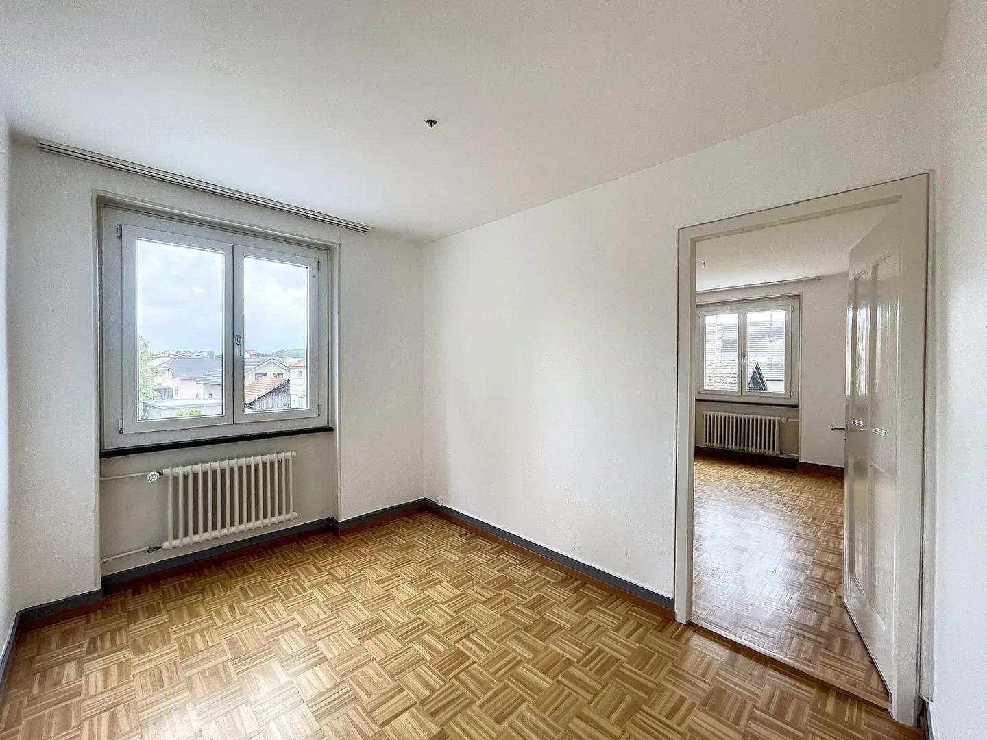 Schöne 4.5 Zimmer in Lentigny! - Foto 1 von 7
