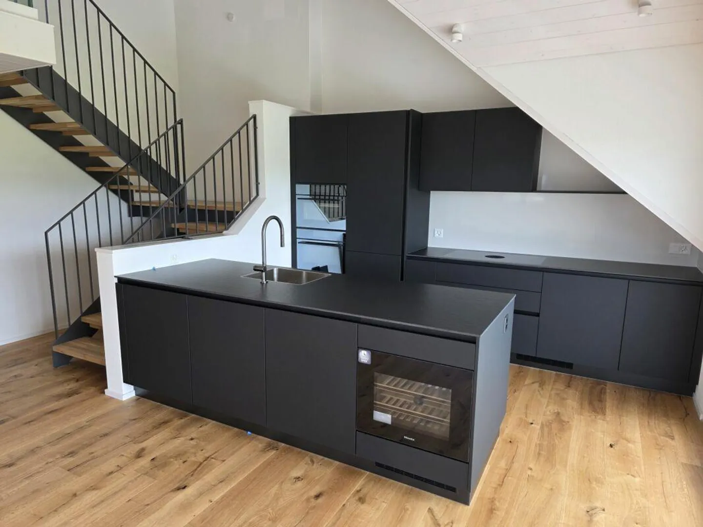 Moderne Maisonettewohnung mit Aussicht - Foto 2 von 14