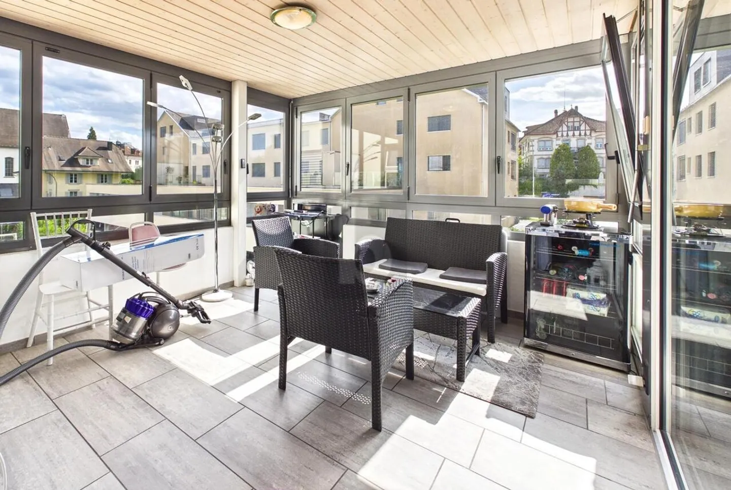 Modernes Apartment mit Garten - Foto 4 von 6