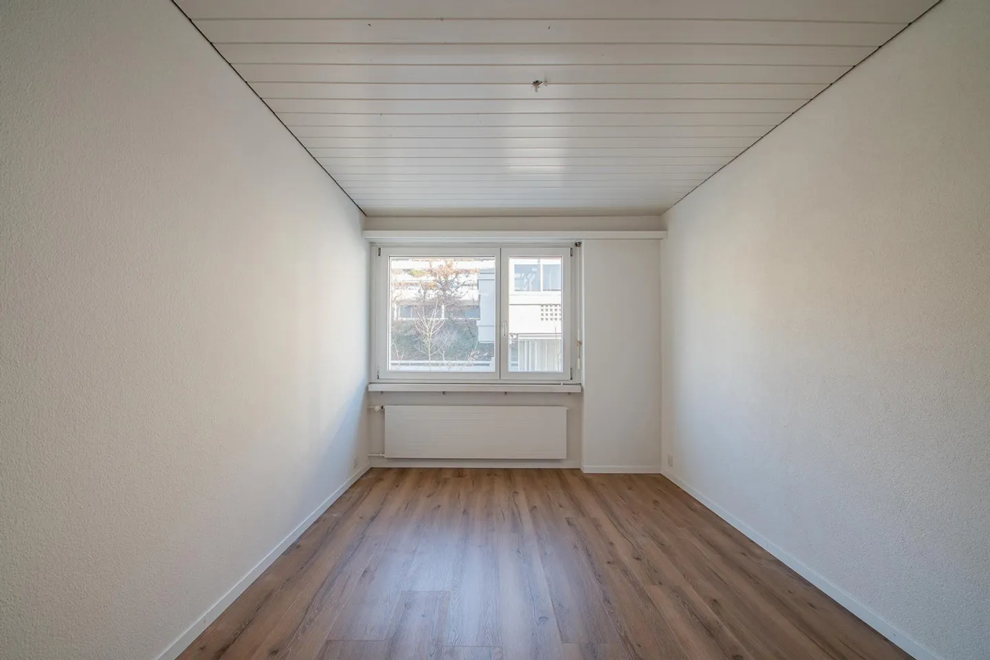 4 1/2 Room Apartment 1st Floor - Photo 4 of 12