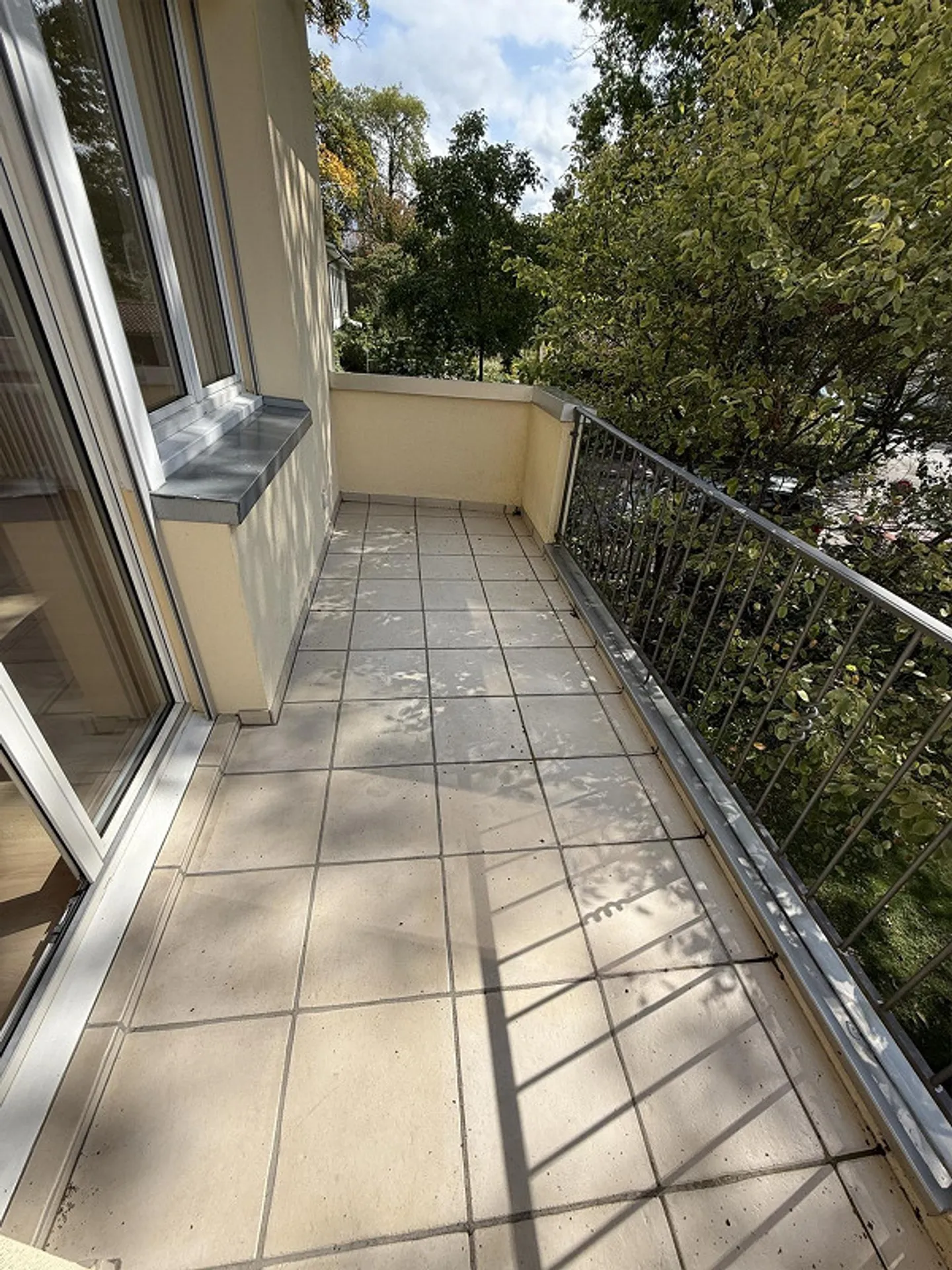 Beautiful 3.5-room apartment (90m2) with balcony in Elfenau - Photo 11 of 19