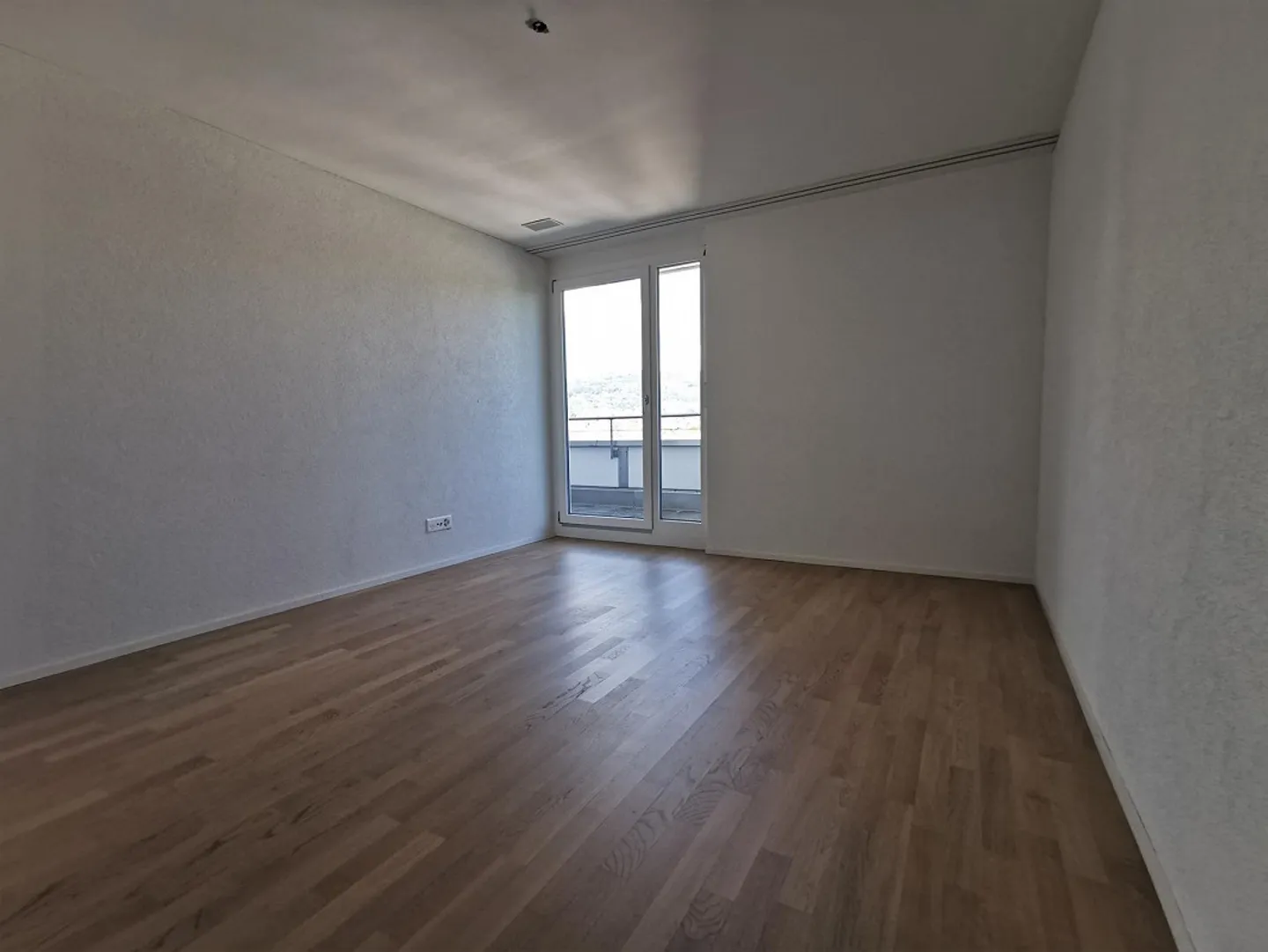 Attic Room in Biel! - Photo 7 of 9