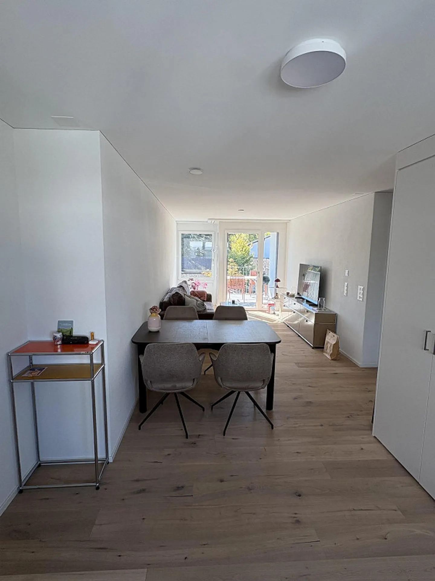 Modernes möbliertes Apartment in Zürich - Foto 6 von 9