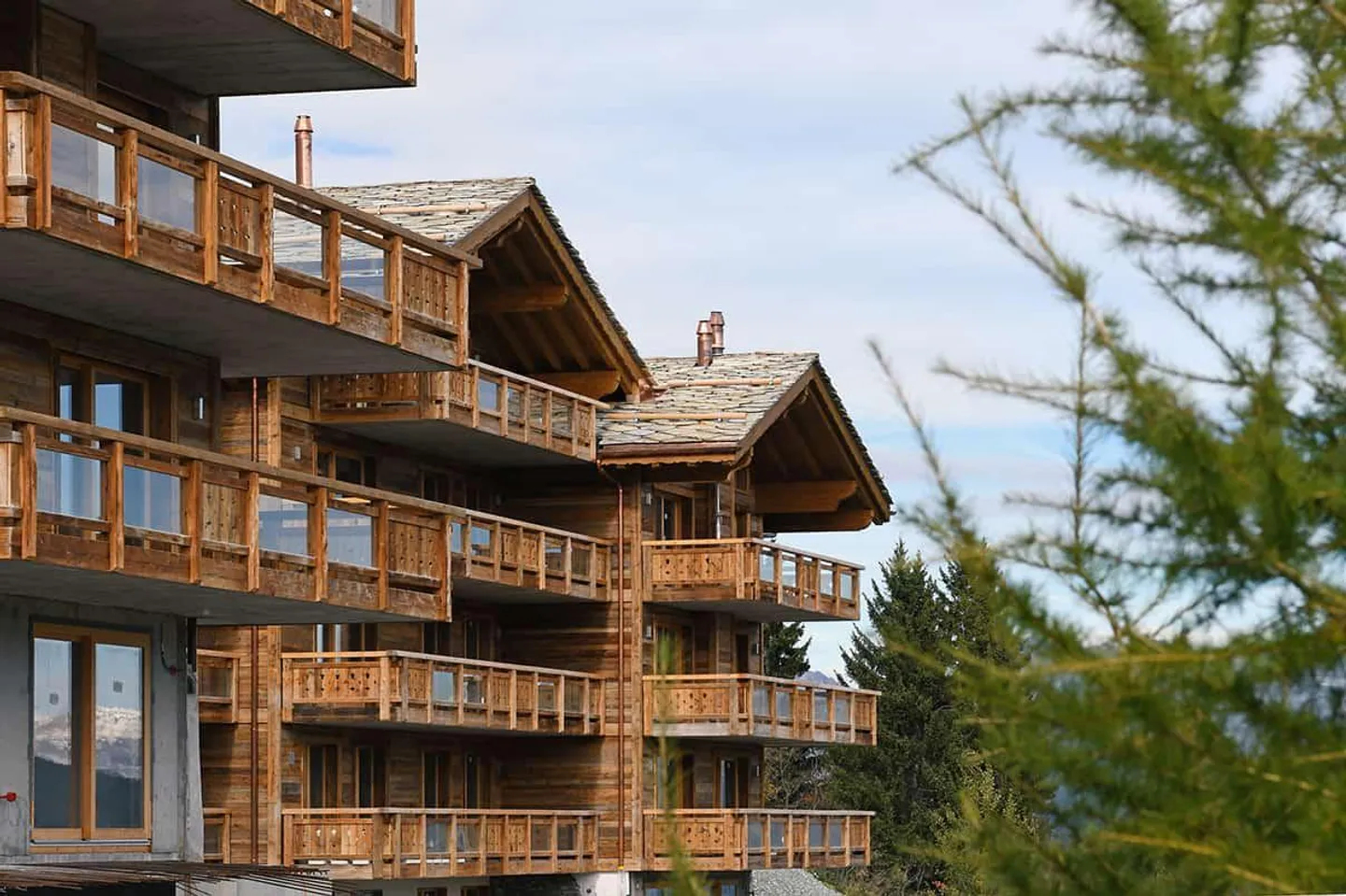 Appartements neufs avec choix des finitions dans complexe Dixence Resort - Photo 4 sur 9