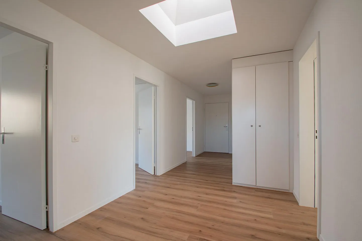 4 1/2 Room Apartment 1st Floor - Photo 8 of 12