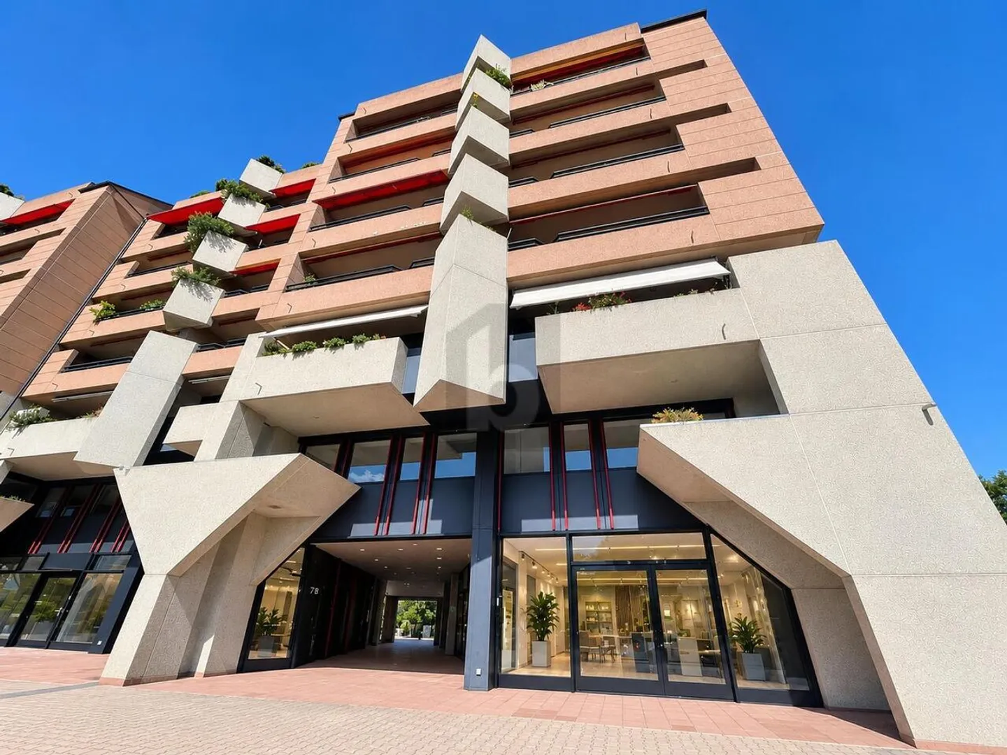 IDEAL LOCATION, SPACIOUS AND BRIGHT - Photo 1 of 6
