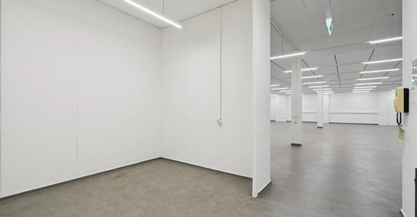 Attractive office space near the train station - Photo 3 of 6