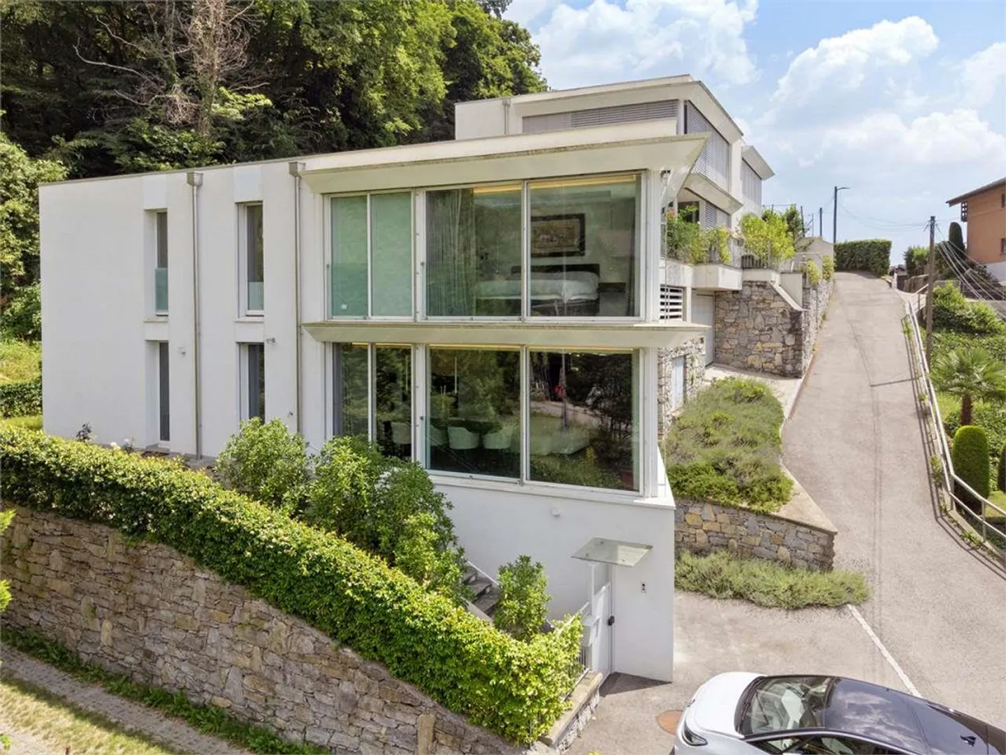 Villa mit Design und exklusivem Komfort - Foto 3 von 13