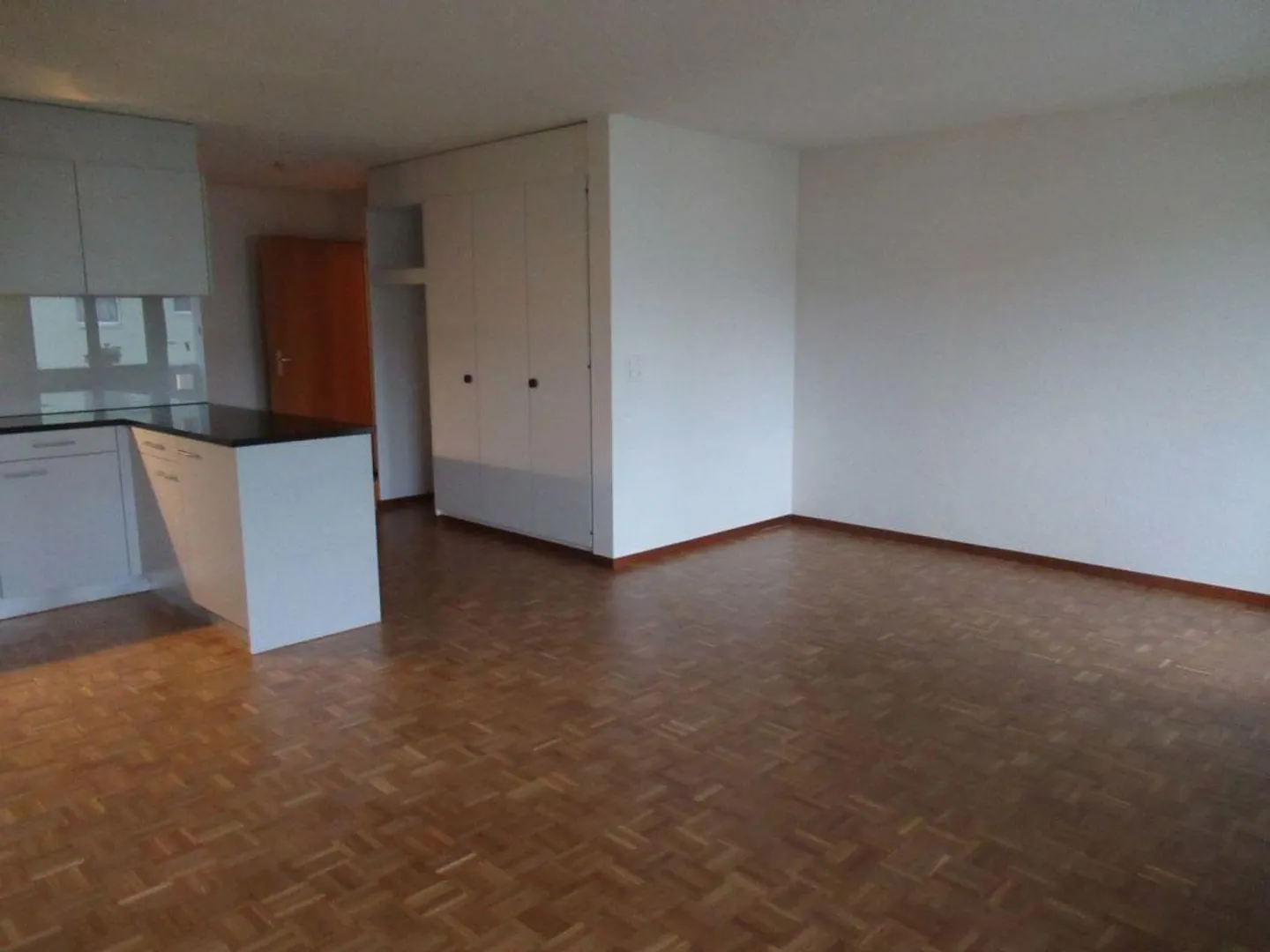 Charming 1.5-room apartment in a central location - Photo 2 of 6