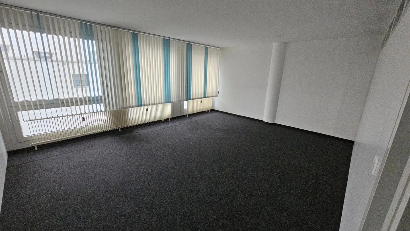 Büro-und Praxisräume im Einkaufscenter City Buchs - Foto 2 von 3