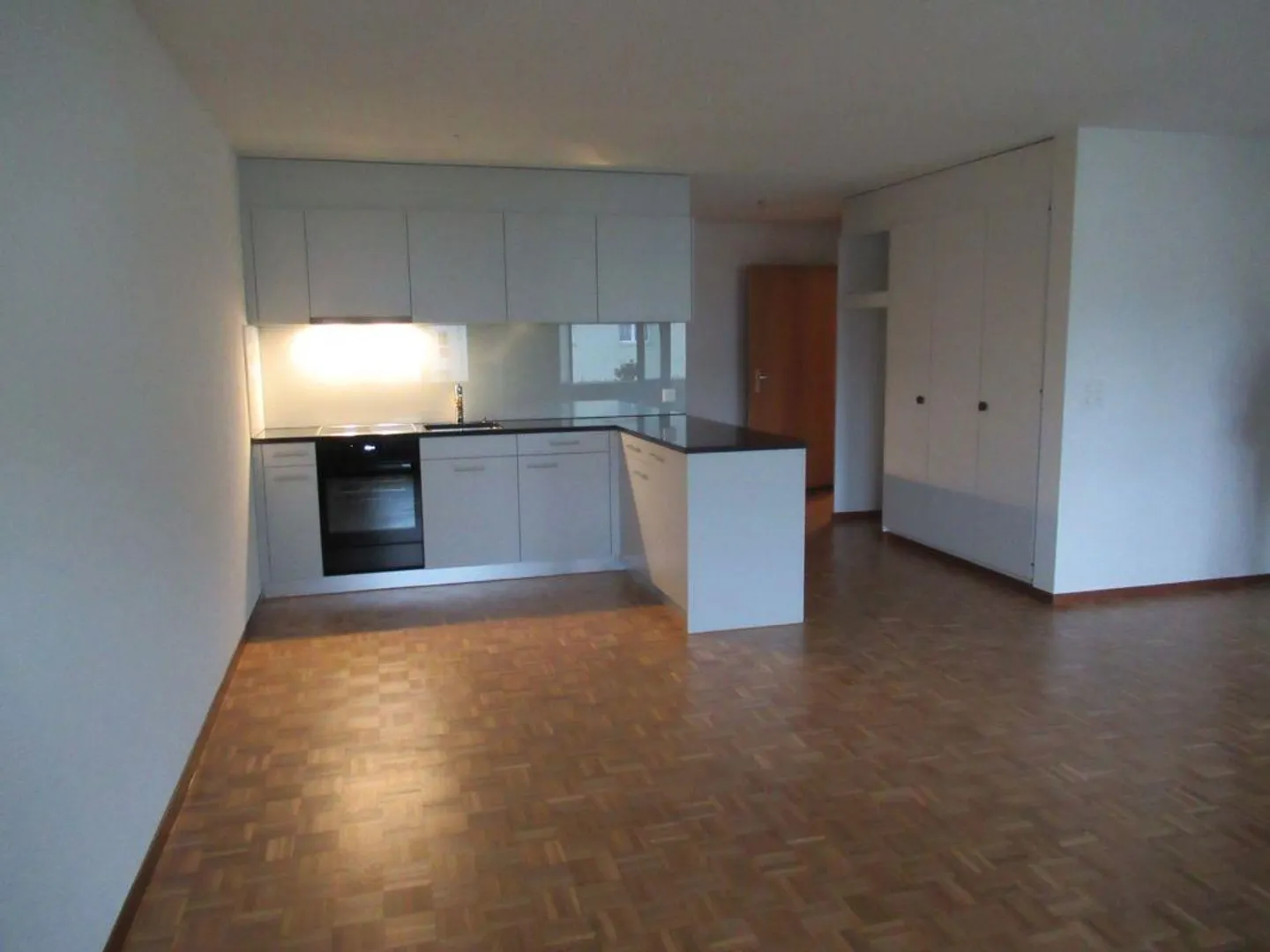 Charming 1.5-room apartment in a central location - Photo 4 of 6