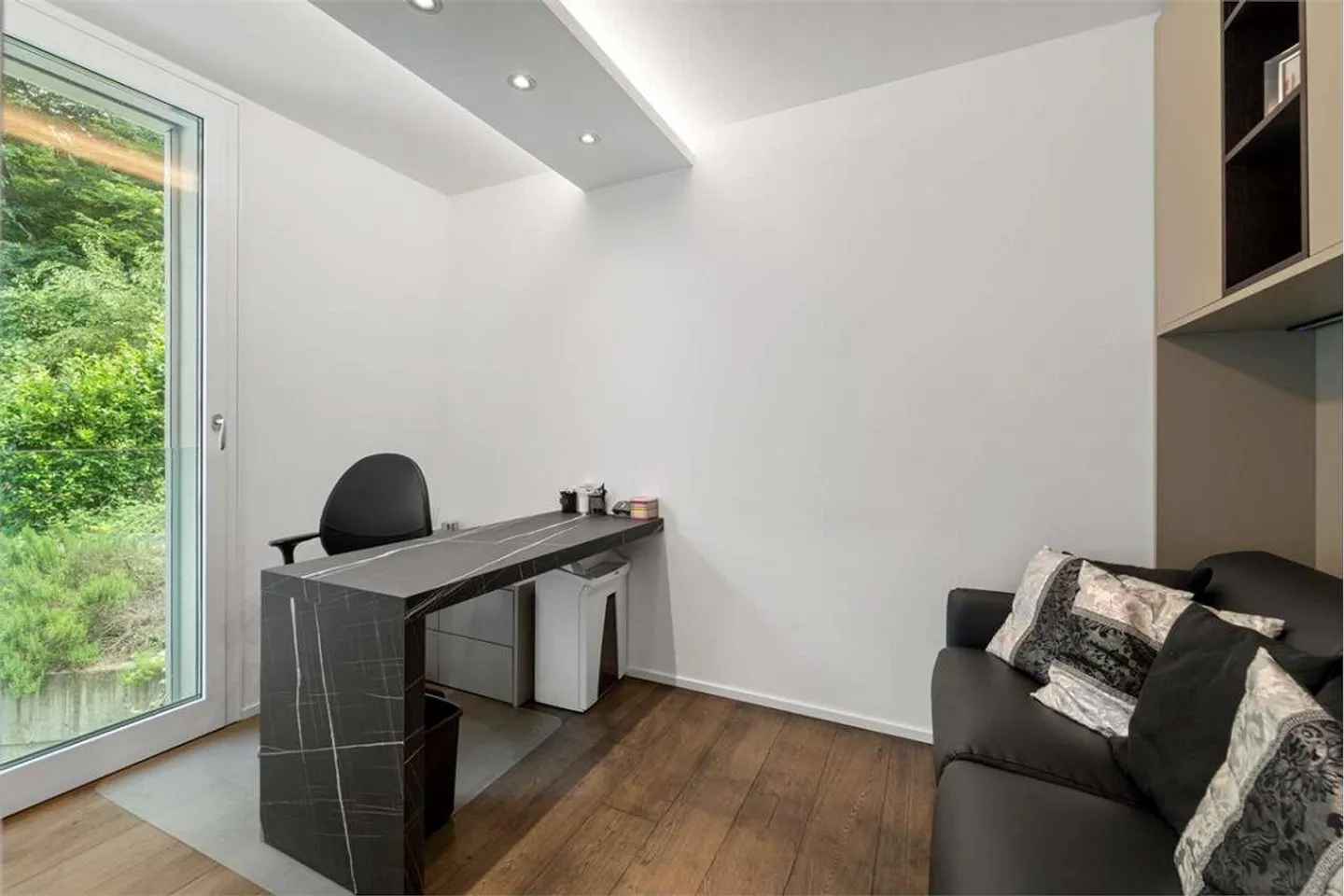 Villa mit Design und exklusivem Komfort - Foto 12 von 13