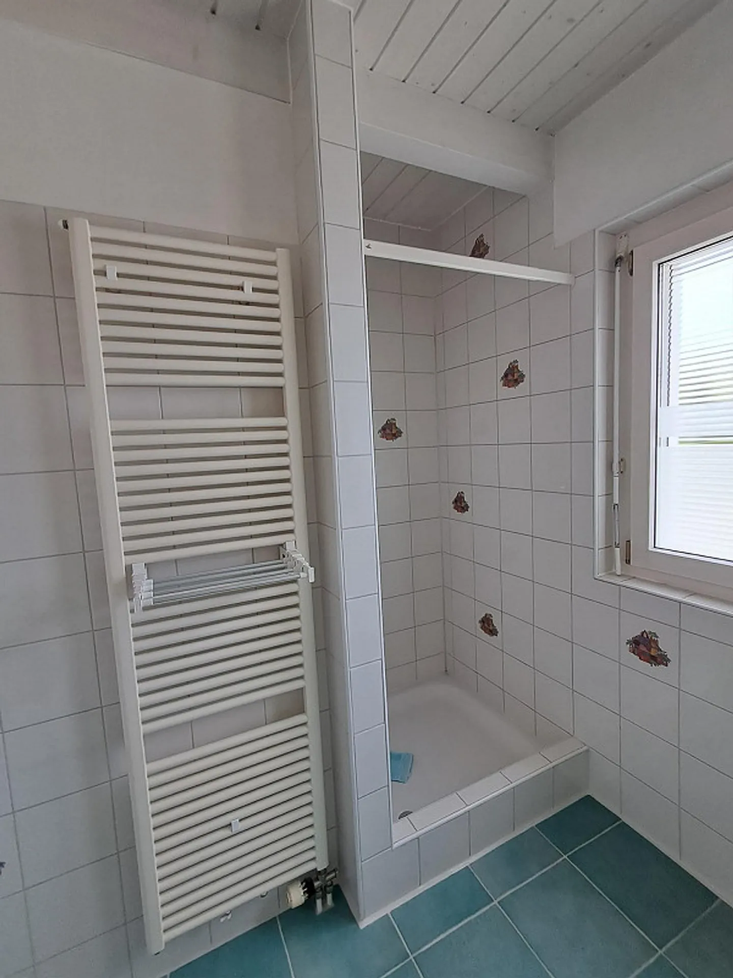 Première location d'un appartement en duplex de 3,5 pièces dans une maison à deux familles - Photo 7 sur 17