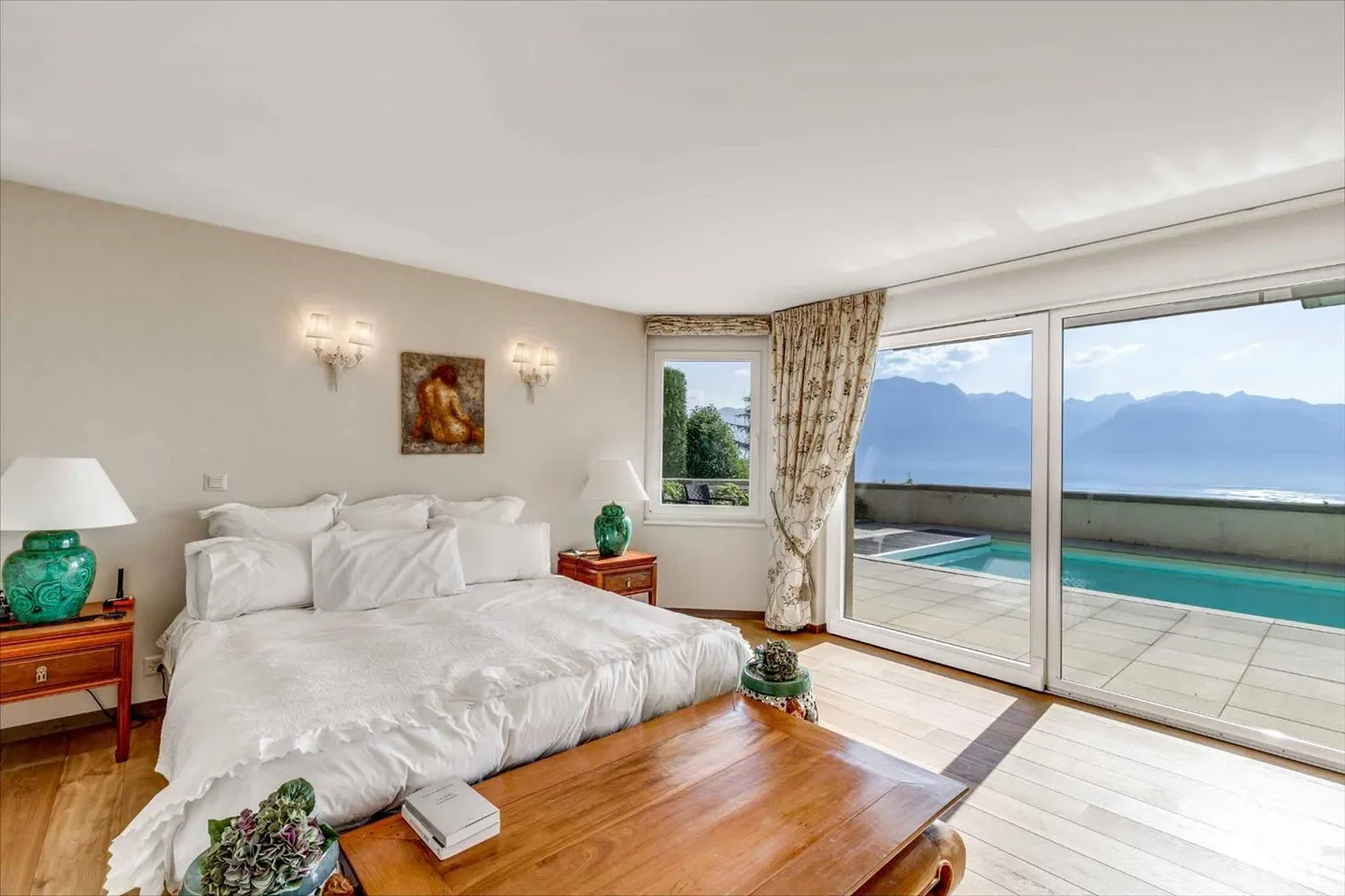 Piscina privata con vista panoramica sul lago - Foto 4 di 13