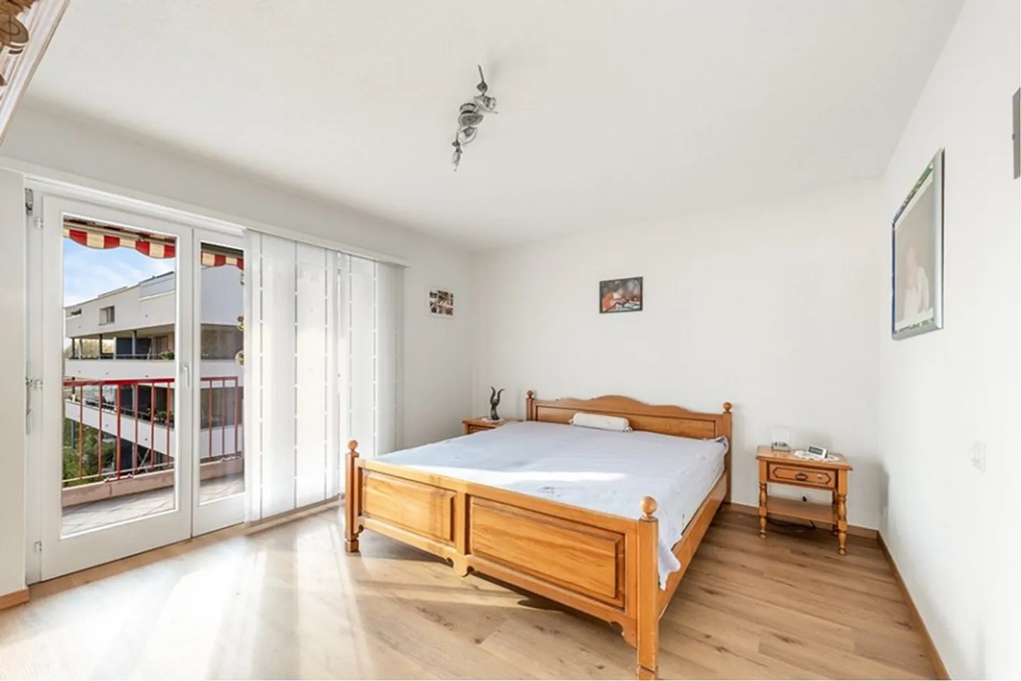 Beautiful 4½-room apartment with two balconies - Photo 6 of 13