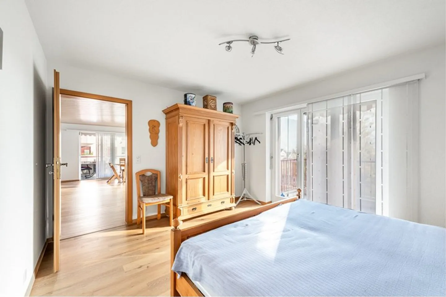 Beautiful 4½-room apartment with two balconies - Photo 7 of 13