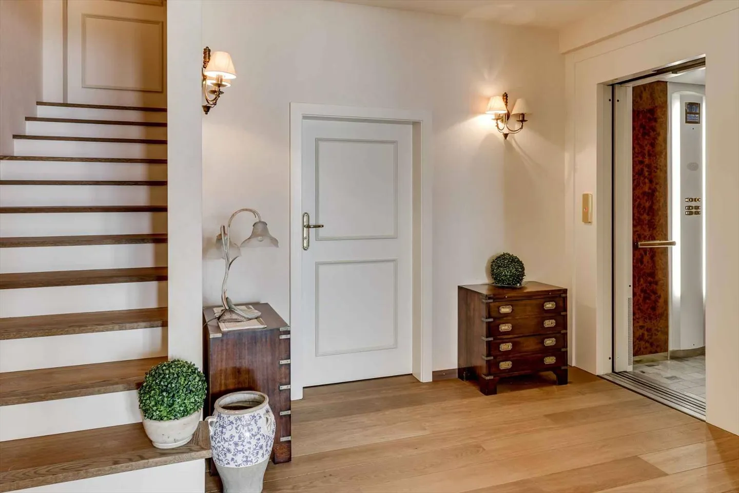 Piscina privata con vista panoramica sul lago - Foto 10 di 13