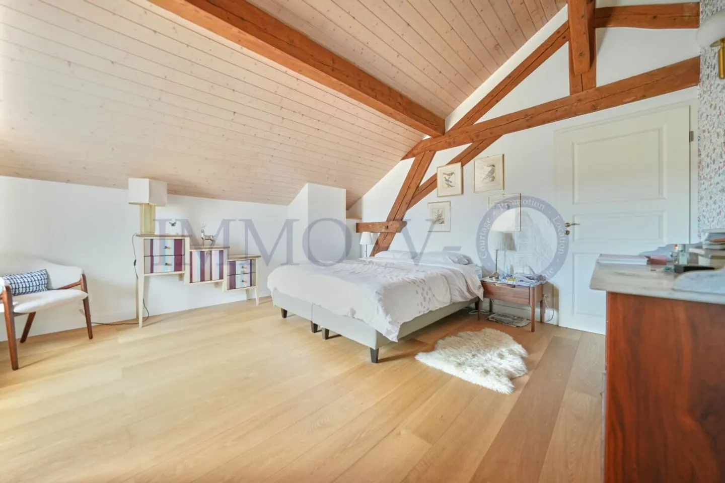 DUPLEX RINNOVATO CON CARATTERE - Foto 5 di 9