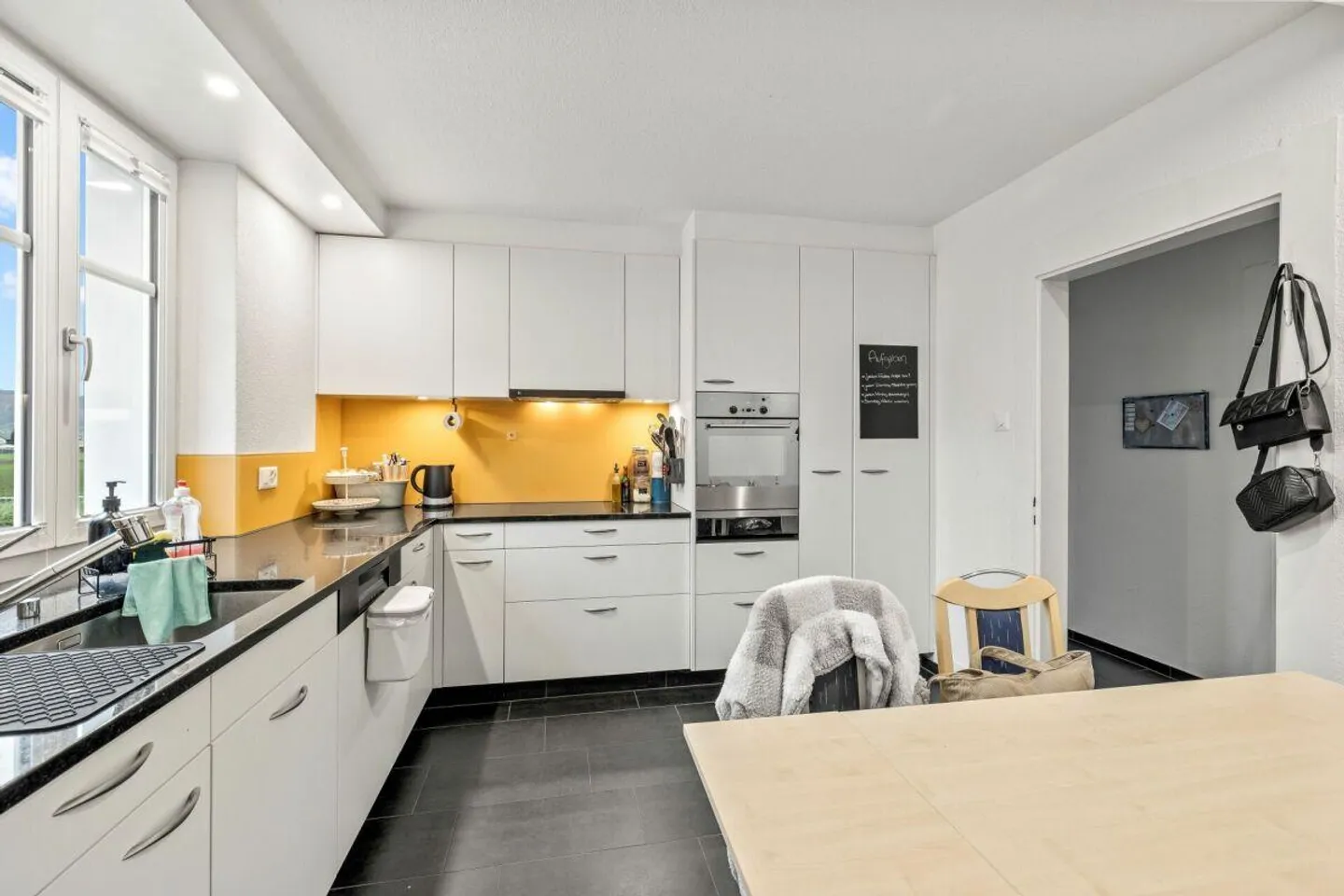 Casa bifamiliare a Suhr con grande potenziale - Foto 11 di 20