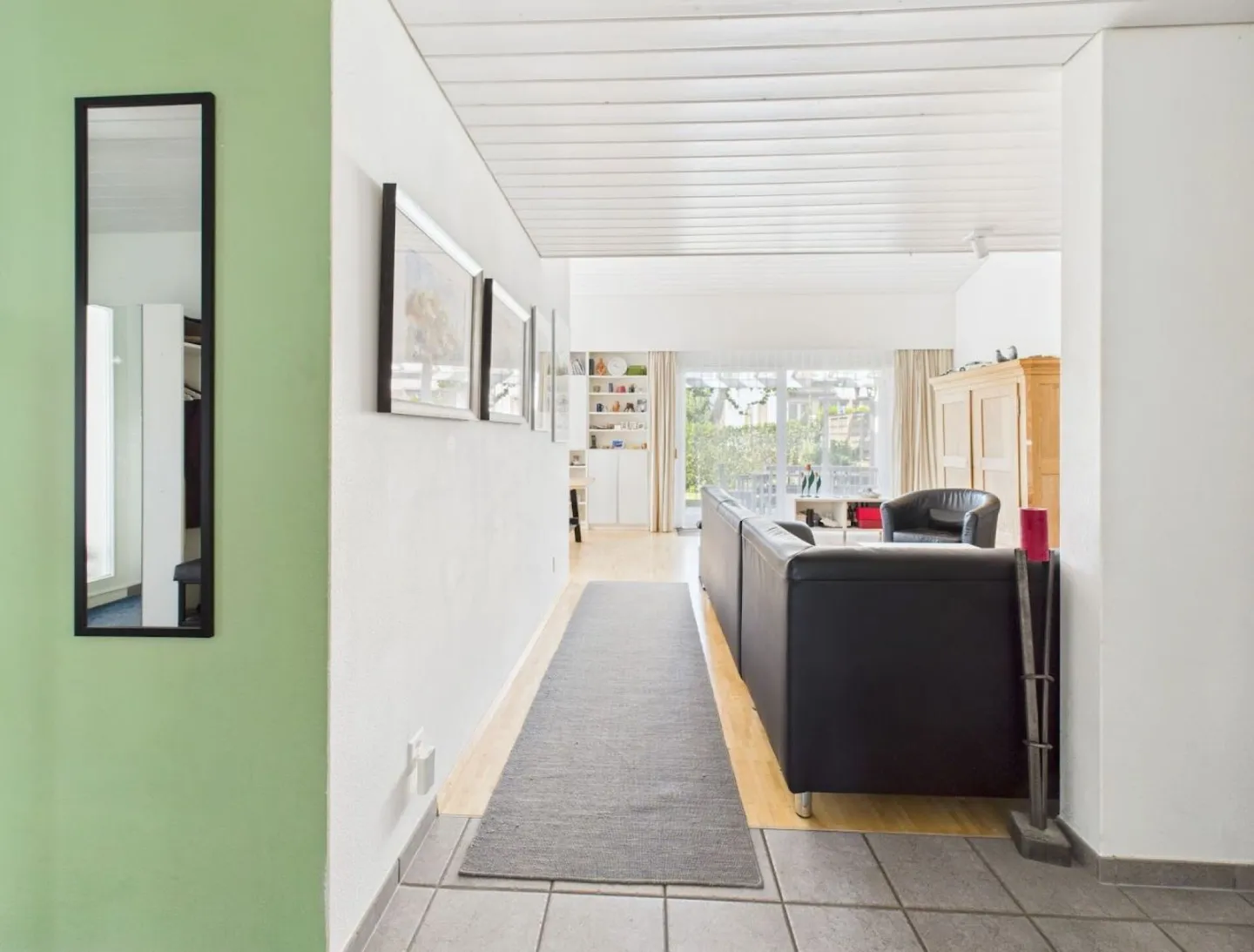 SMART HOME 5.5-7.5-DEFH CON IMPIANTO FOTOVOLTAICO, CLIMATIZZATORE, 4 STAZIONI DI RICARICA PER AUTO ELETTRICHE E TECNOLOGIA MODERNA - Foto 3 di 25