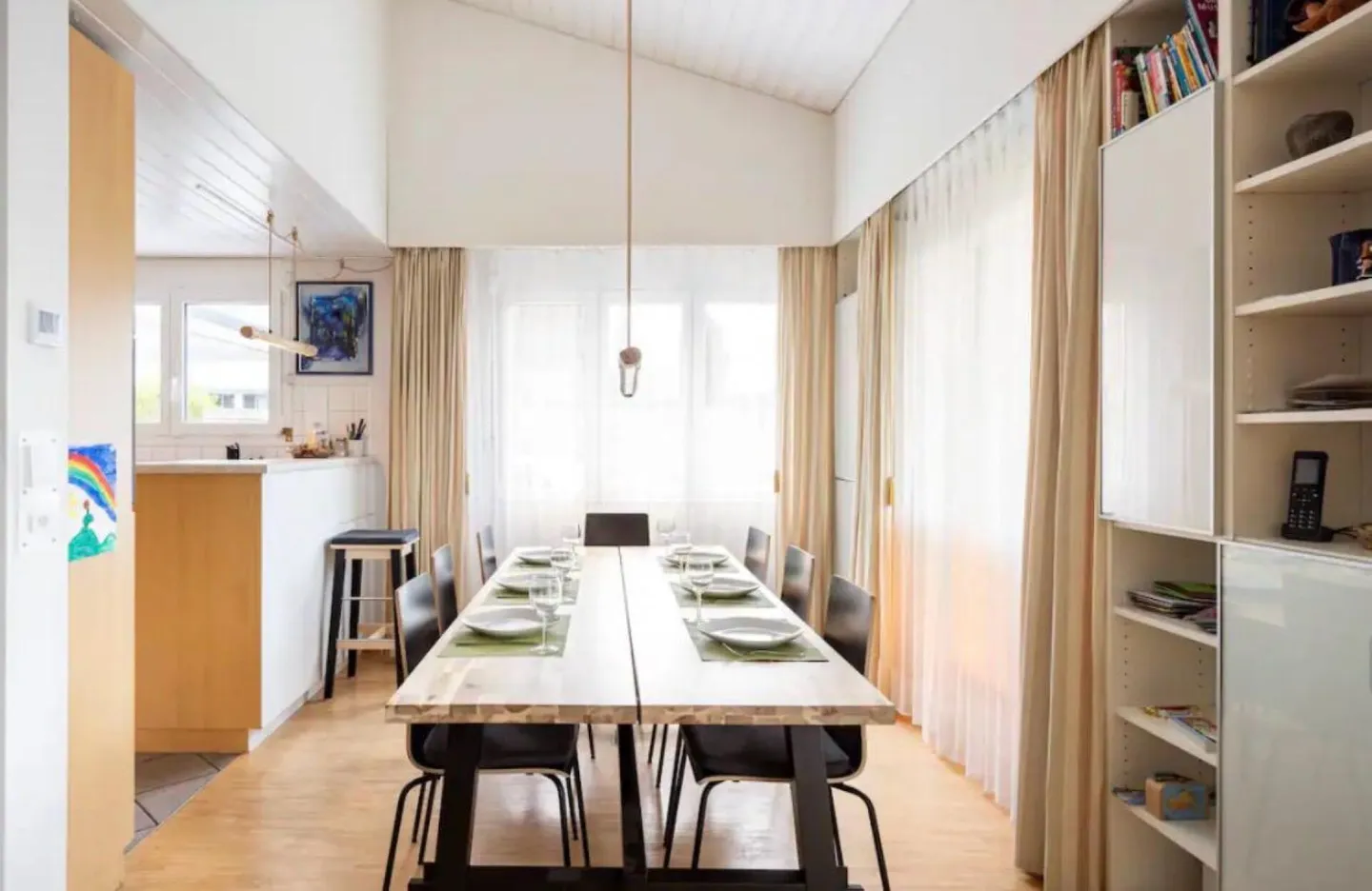 SMART HOME 5.5-7.5-DEFH CON IMPIANTO FOTOVOLTAICO, CLIMATIZZATORE, 4 STAZIONI DI RICARICA PER AUTO ELETTRICHE E TECNOLOGIA MODERNA - Foto 8 di 25
