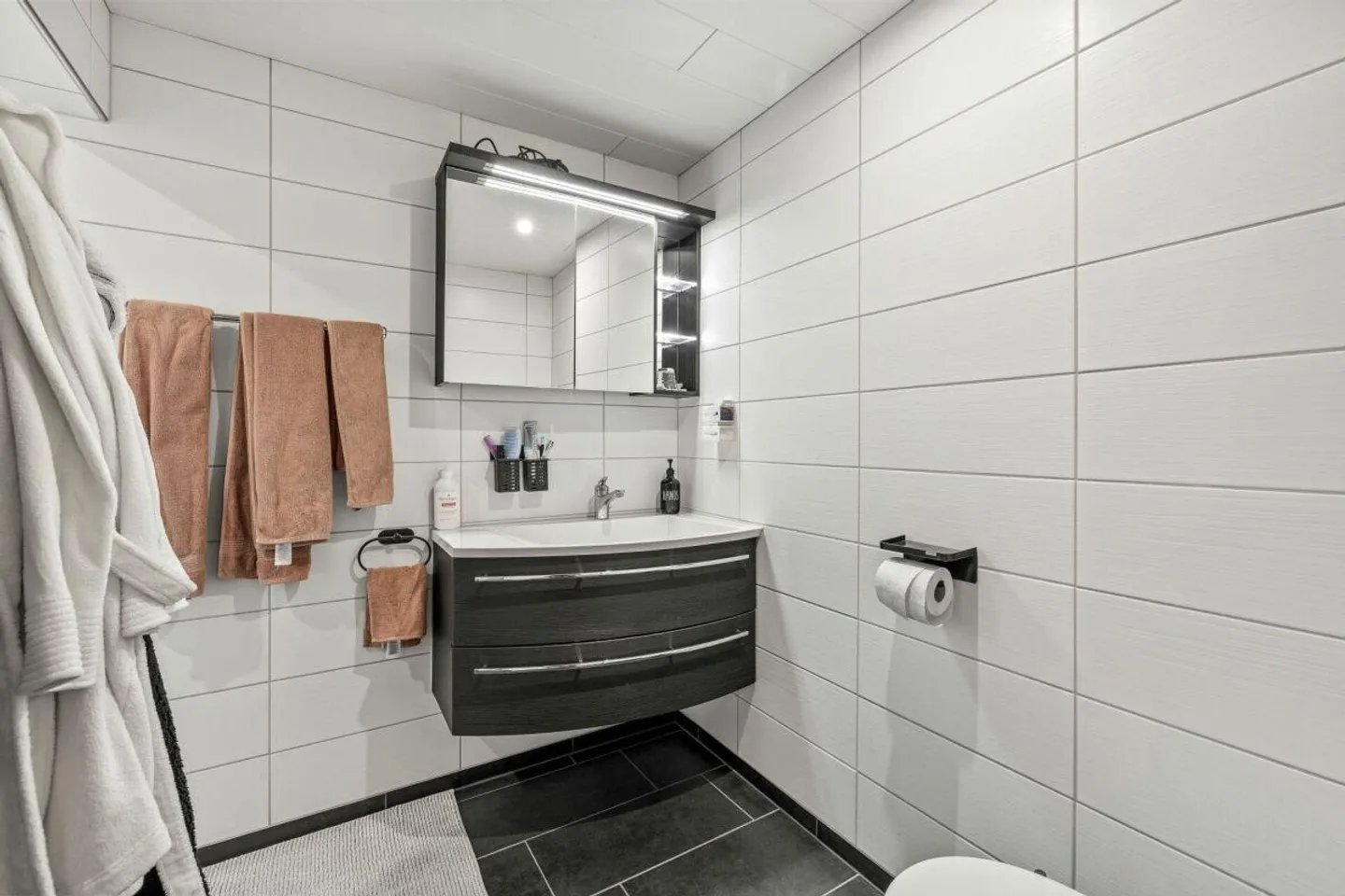 Casa bifamiliare a Suhr con grande potenziale - Foto 12 di 20