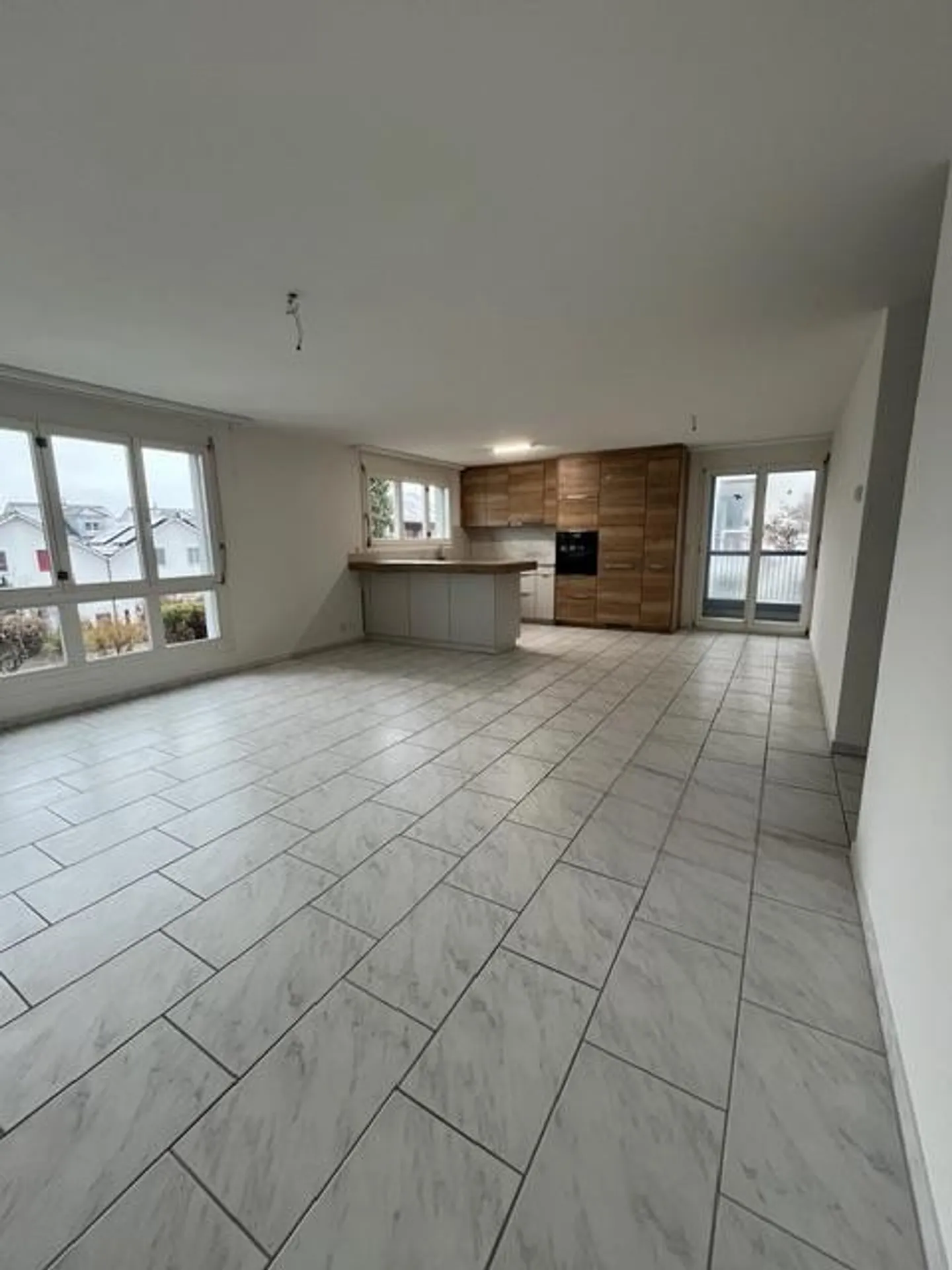 Renovierte 4.5-Zimmer Wohnung - Foto 2 von 15