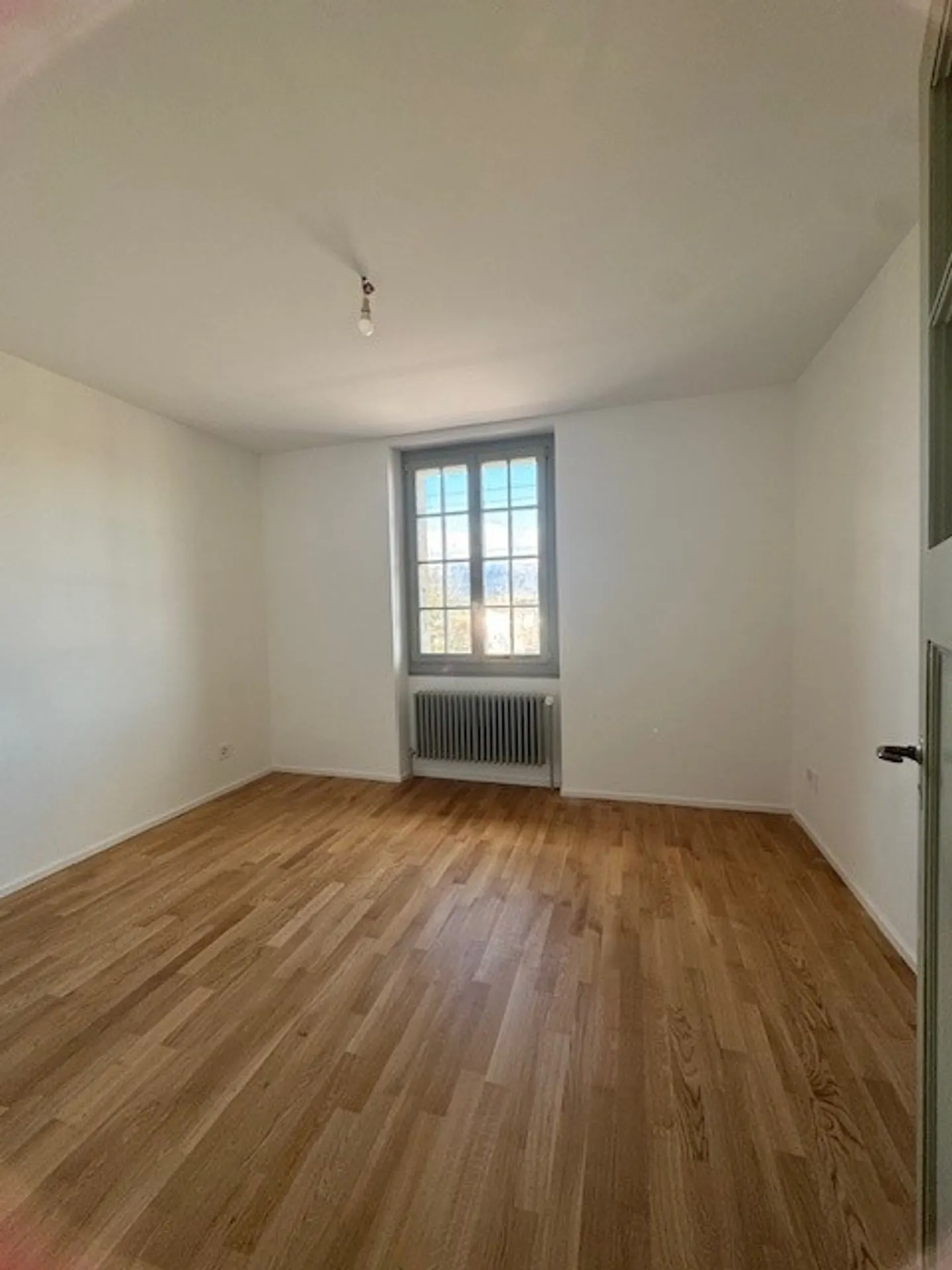 Magnifico alloggio ristrutturato con molto carattere - Foto 3 di 4