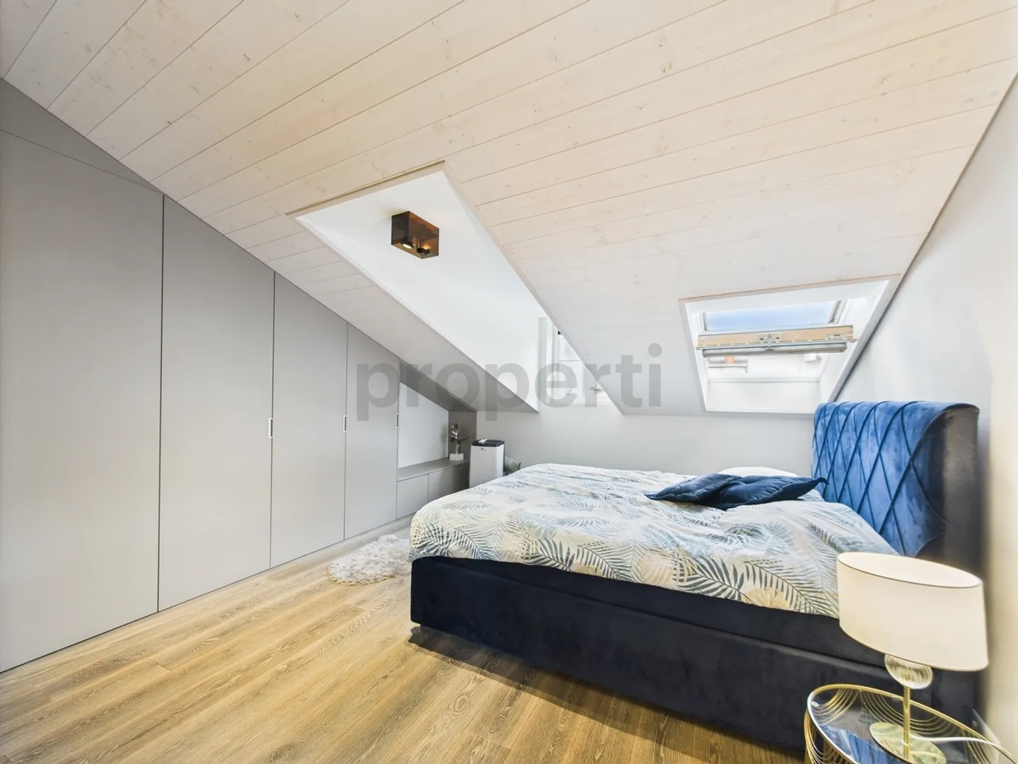 Wunderschöne Dachgeschosswohnung mit 4 Zimmern in Vevey, Kanton Waadt - Foto 5 von 13