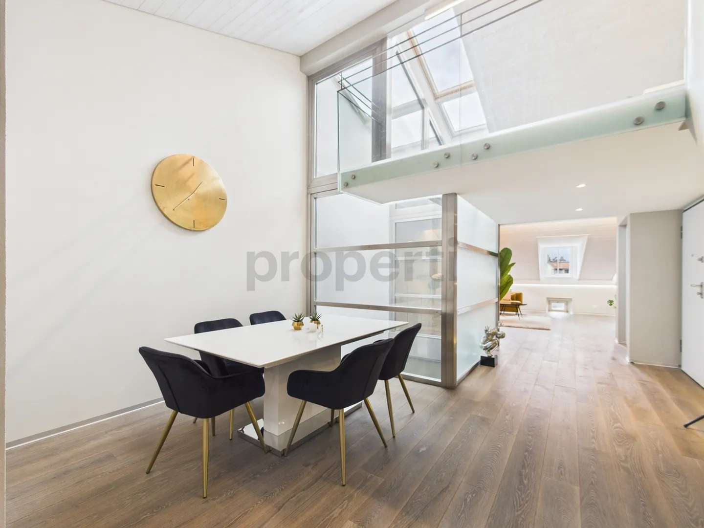 Wunderschöne Dachgeschosswohnung mit 4 Zimmern in Vevey, Kanton Waadt - Foto 6 von 13