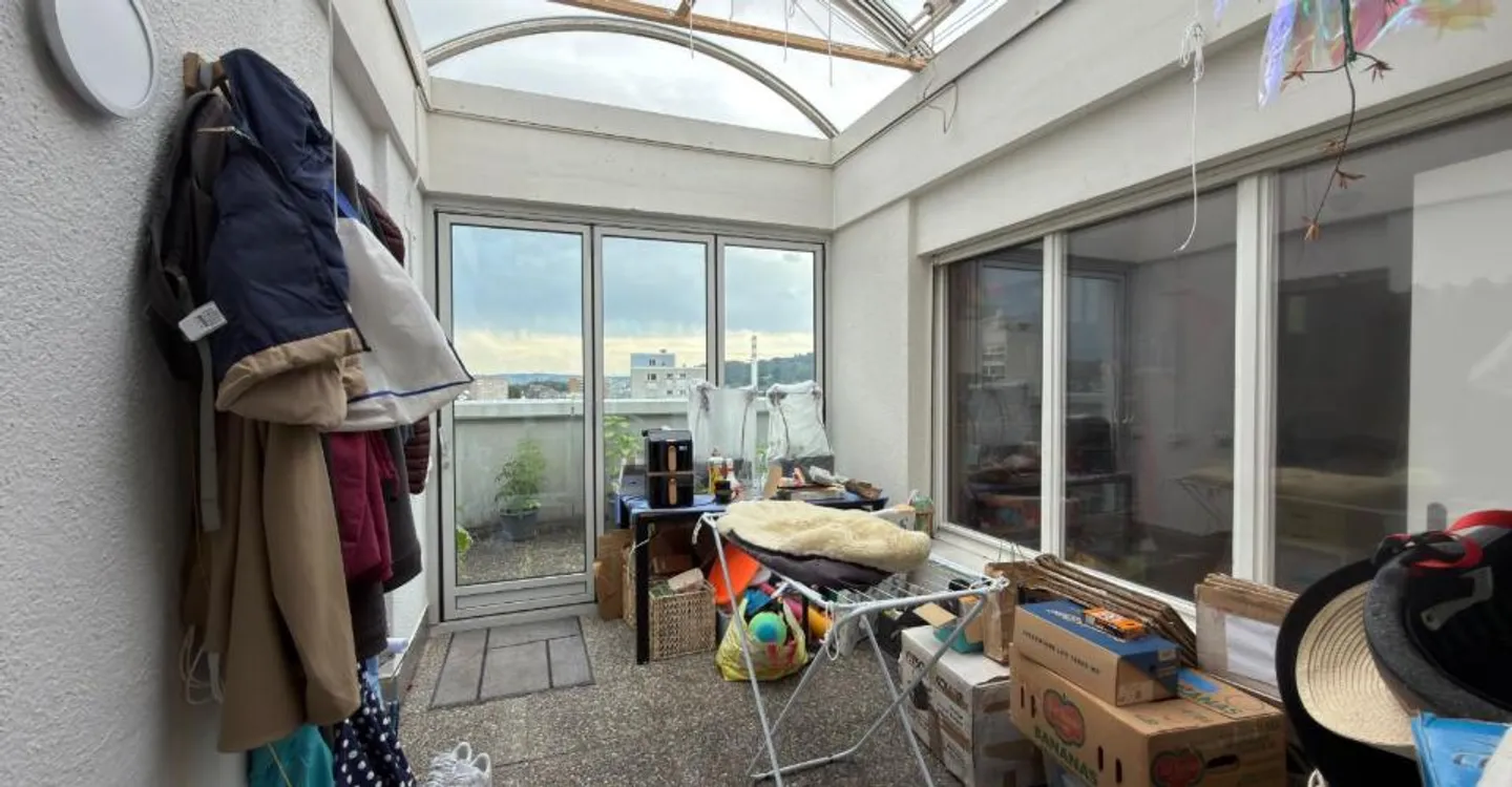 Spacious 4.5-room penthouse apartment with extensive panoramic terrace - Photo 9 of 12