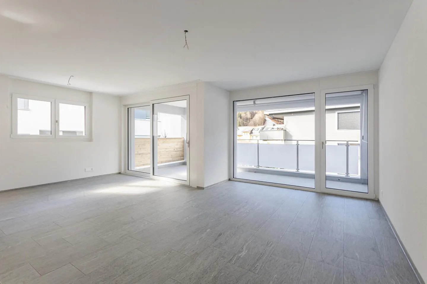 Modern 4.5 room apartment on the 1st floor - Photo 4 of 14