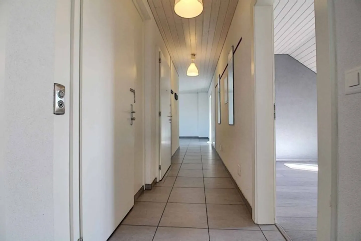 Geräumige Wohnung mit Balkon - Foto 11 von 13