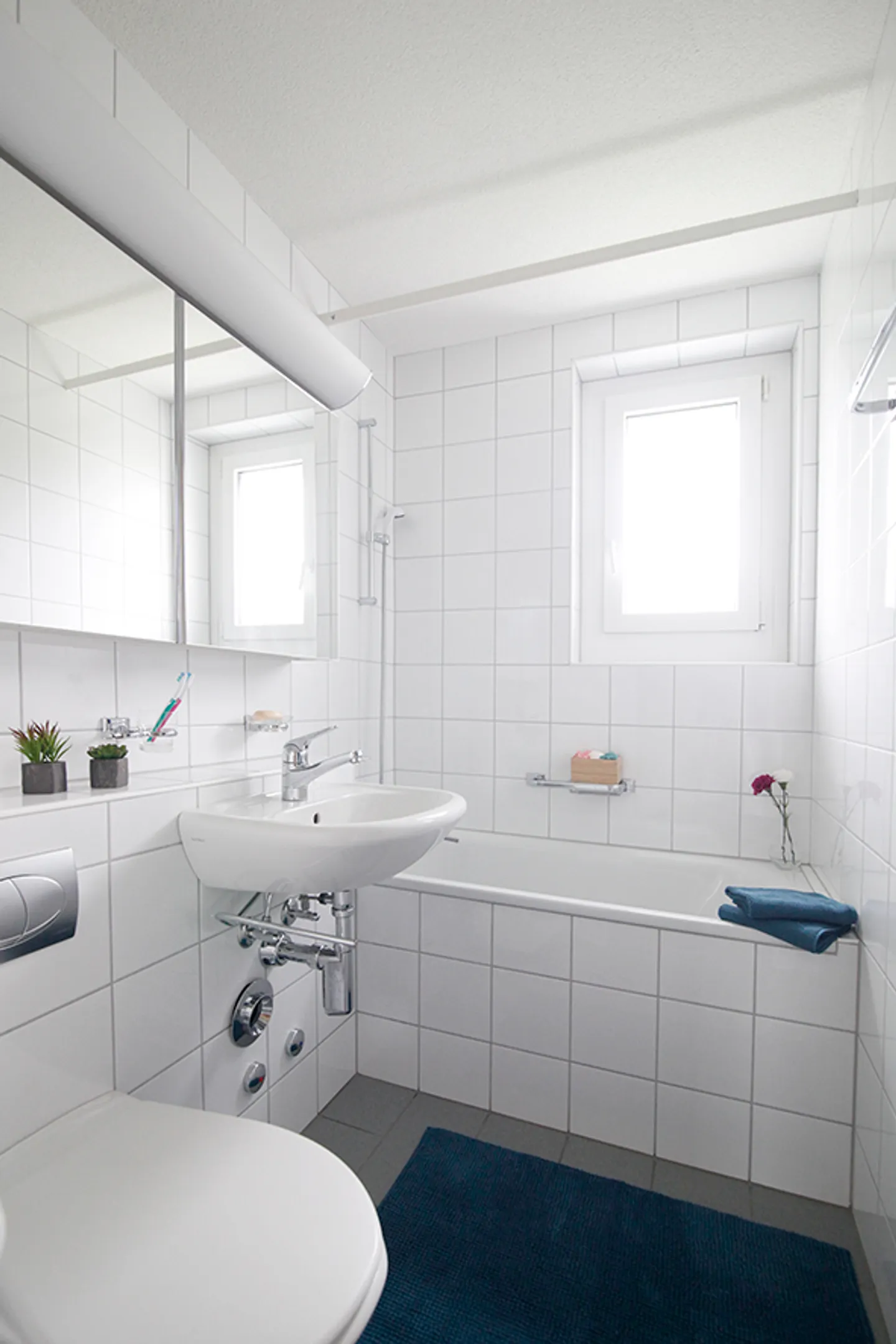 Living is... feeling comfortable! - Photo 4 of 8