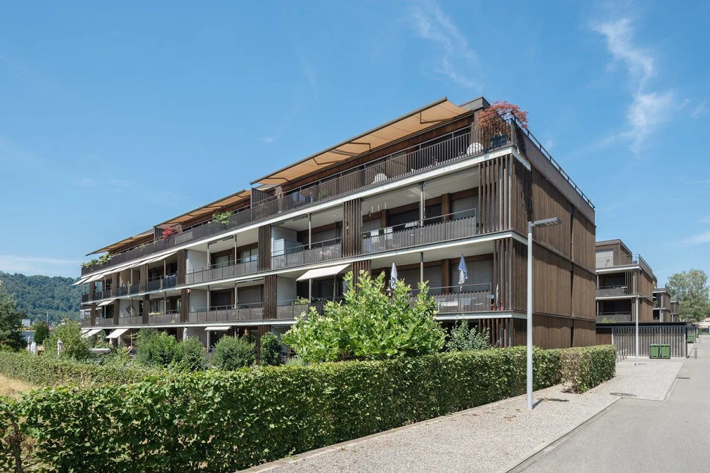 Luminoso appartamento di 4,5 stanze con balcone e standard Minergie - Foto 1 di 9