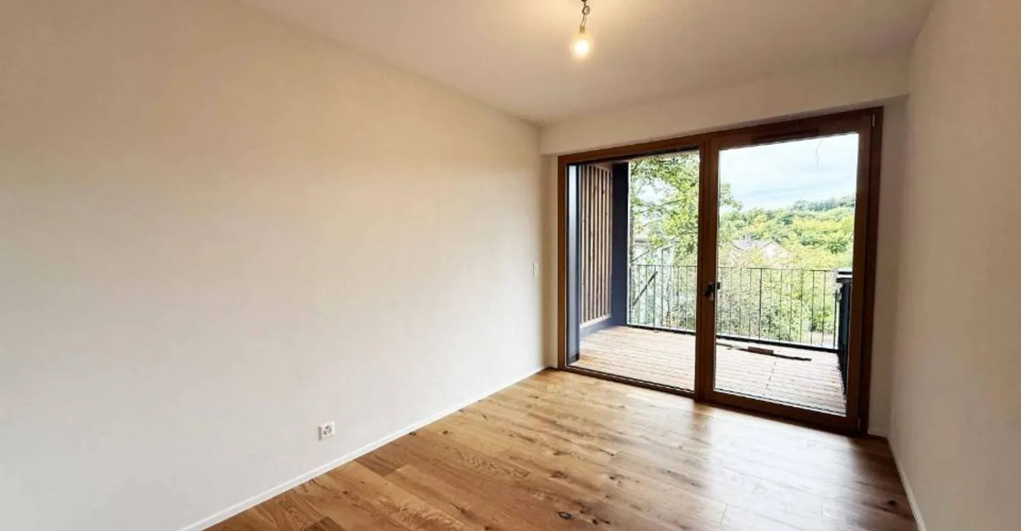 Letzte Lose - Neue Stadthaus in einem bewaldeten Park - Foto 6 von 9
