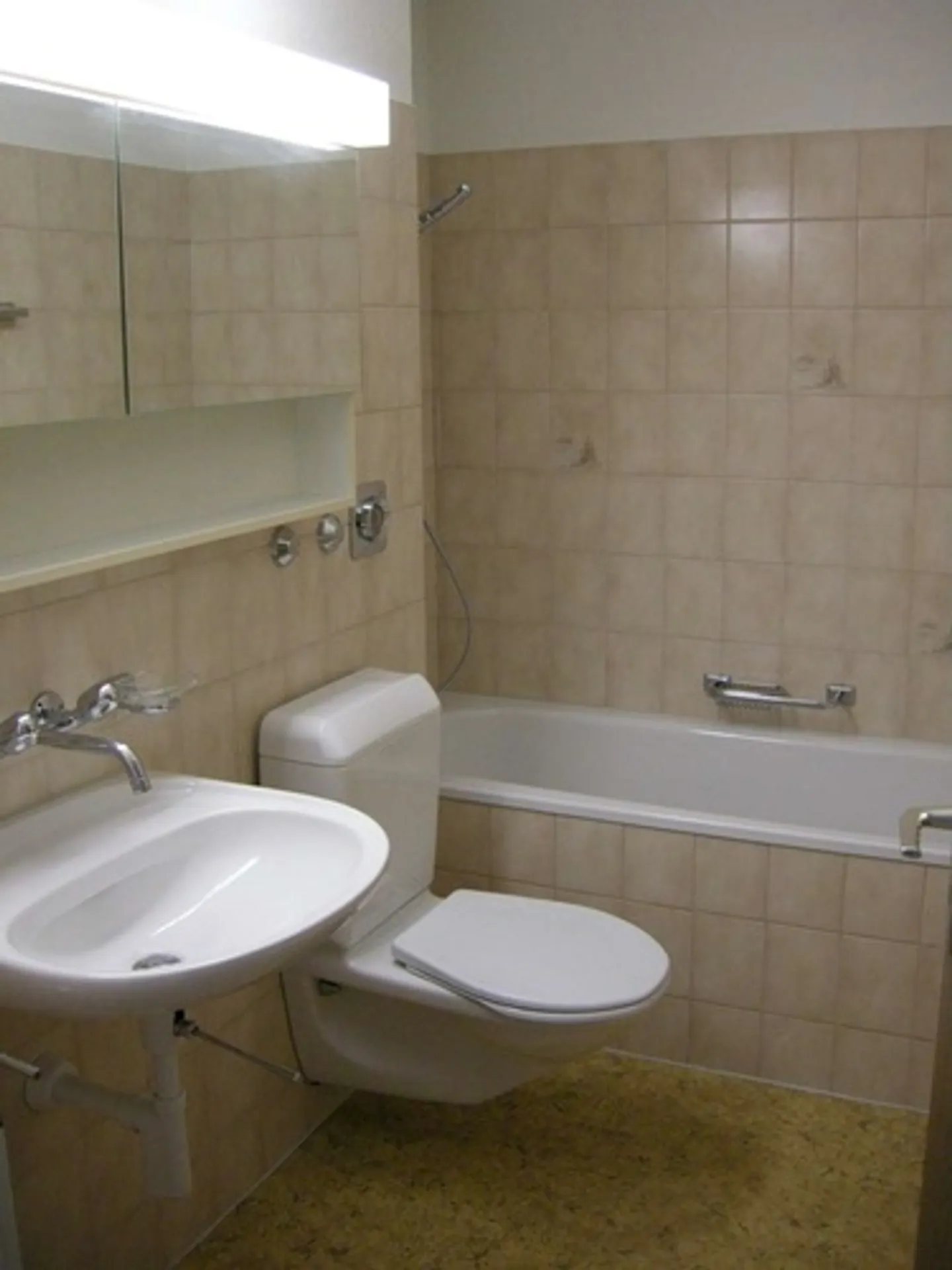 2.5 Room Apartment - Photo 5 of 7