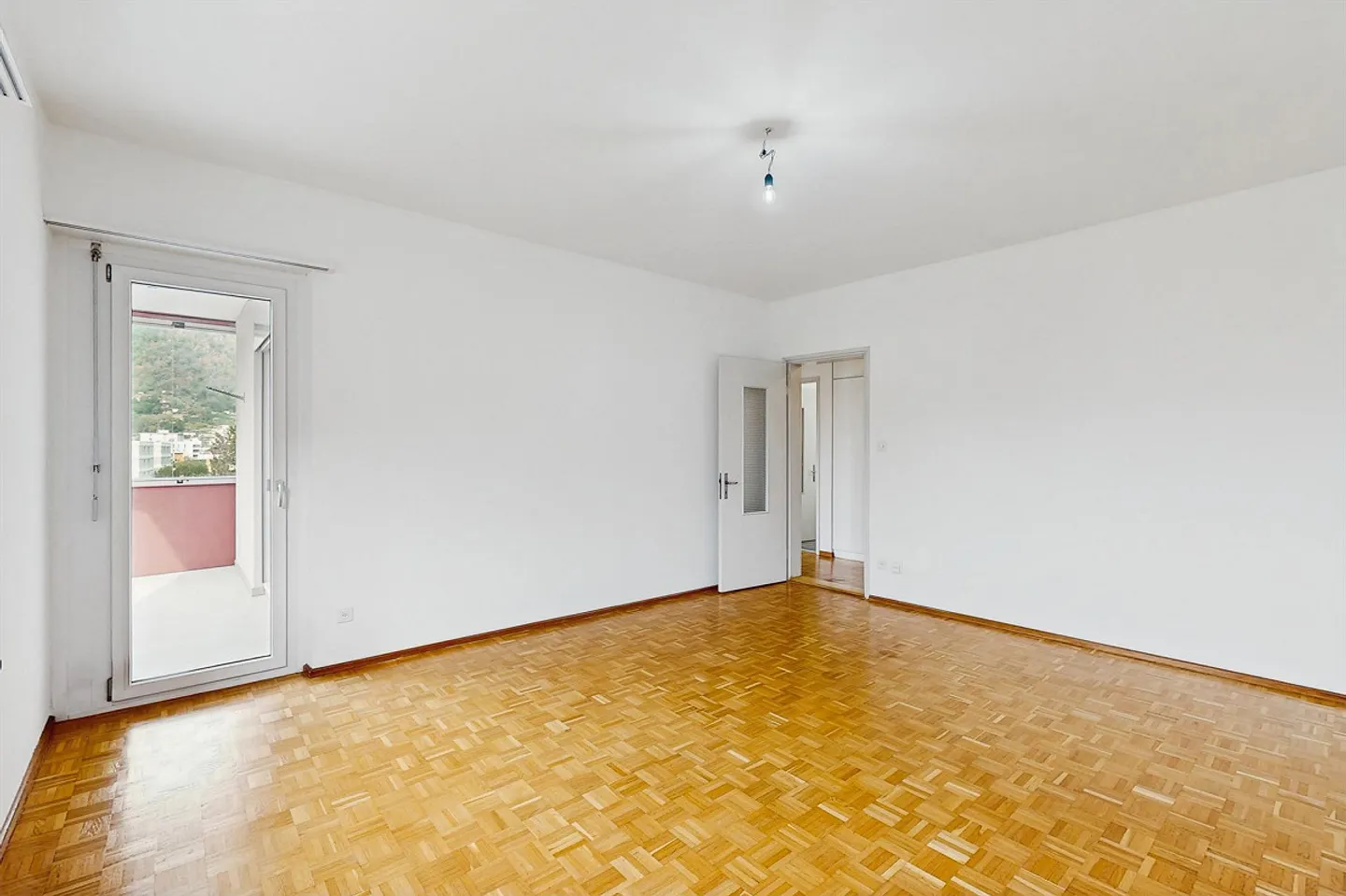 Wohnen in der Nähe des Zentrums: renoviert mit wunderschönem Blick - Foto 5 von 12