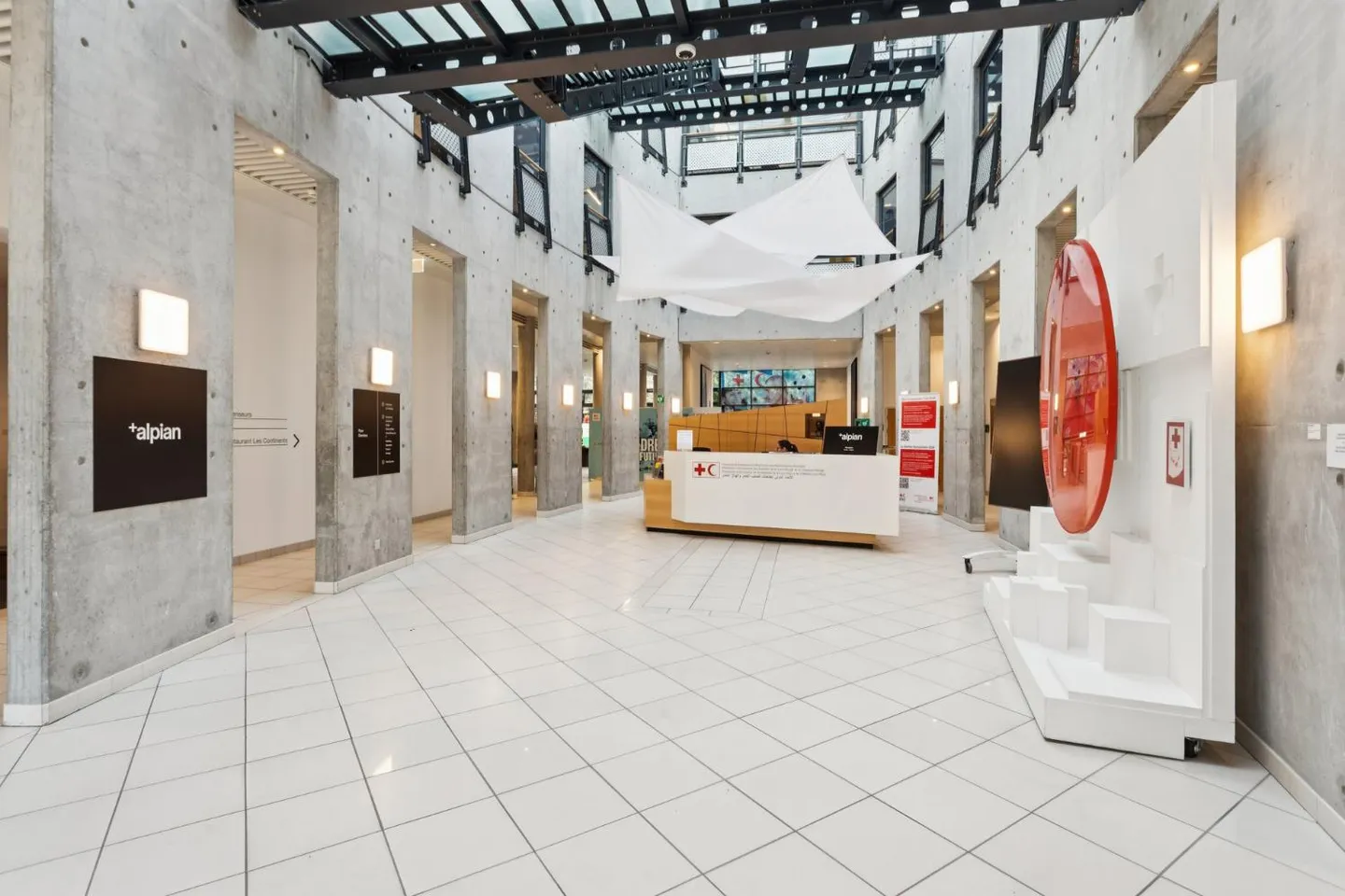 Unabhängiger Büroraum in Genf - Foto 2 von 11