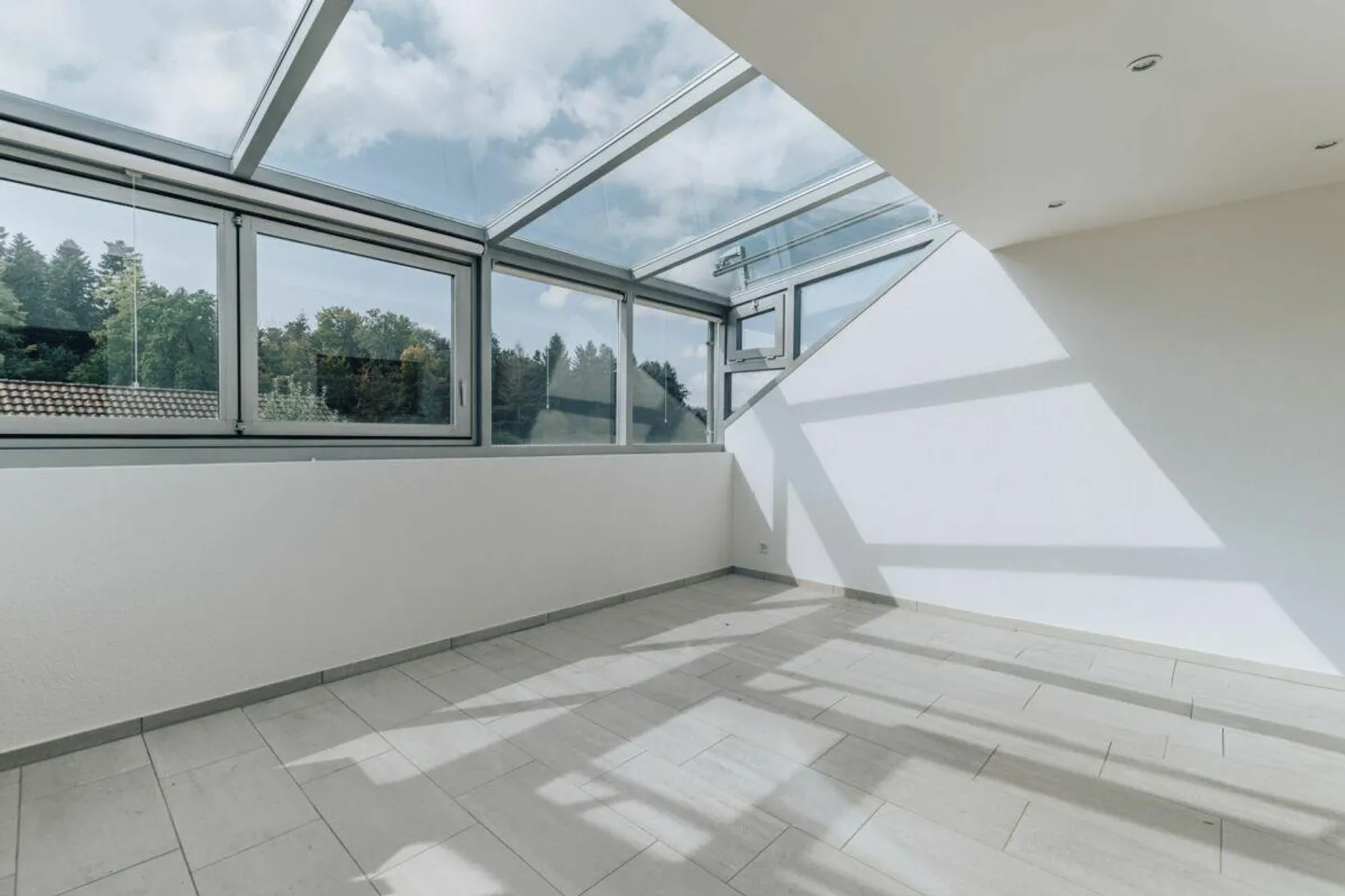 Appartement sous les combles de 4,5 pièces : Vie idyllique sur le Finkenweg - Photo 9 sur 9